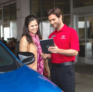 TOYOTA SERVICE CARE | Headquarter Toyota in Hialeah FL