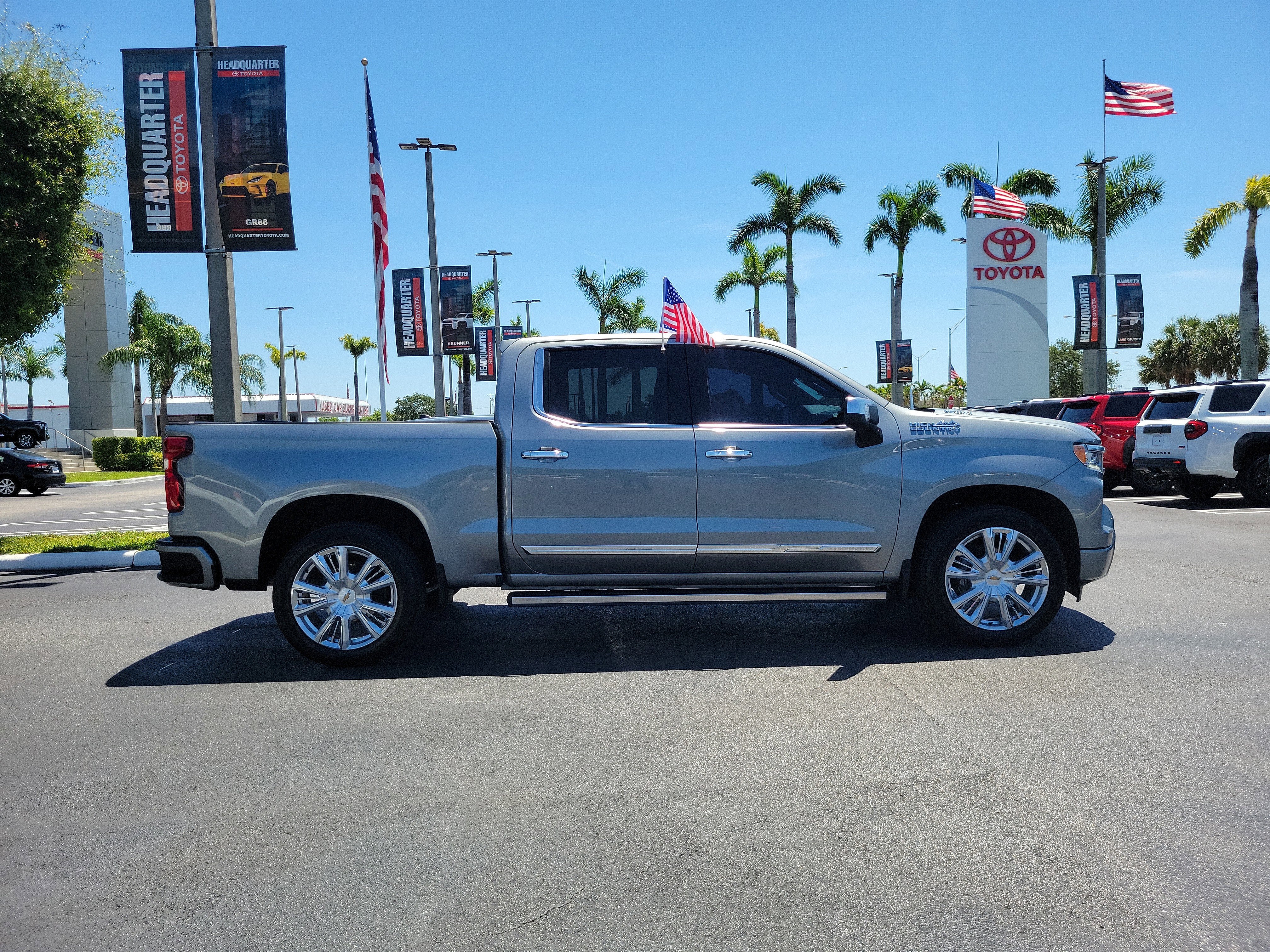 2023 Chevrolet Silverado 1500 High Country