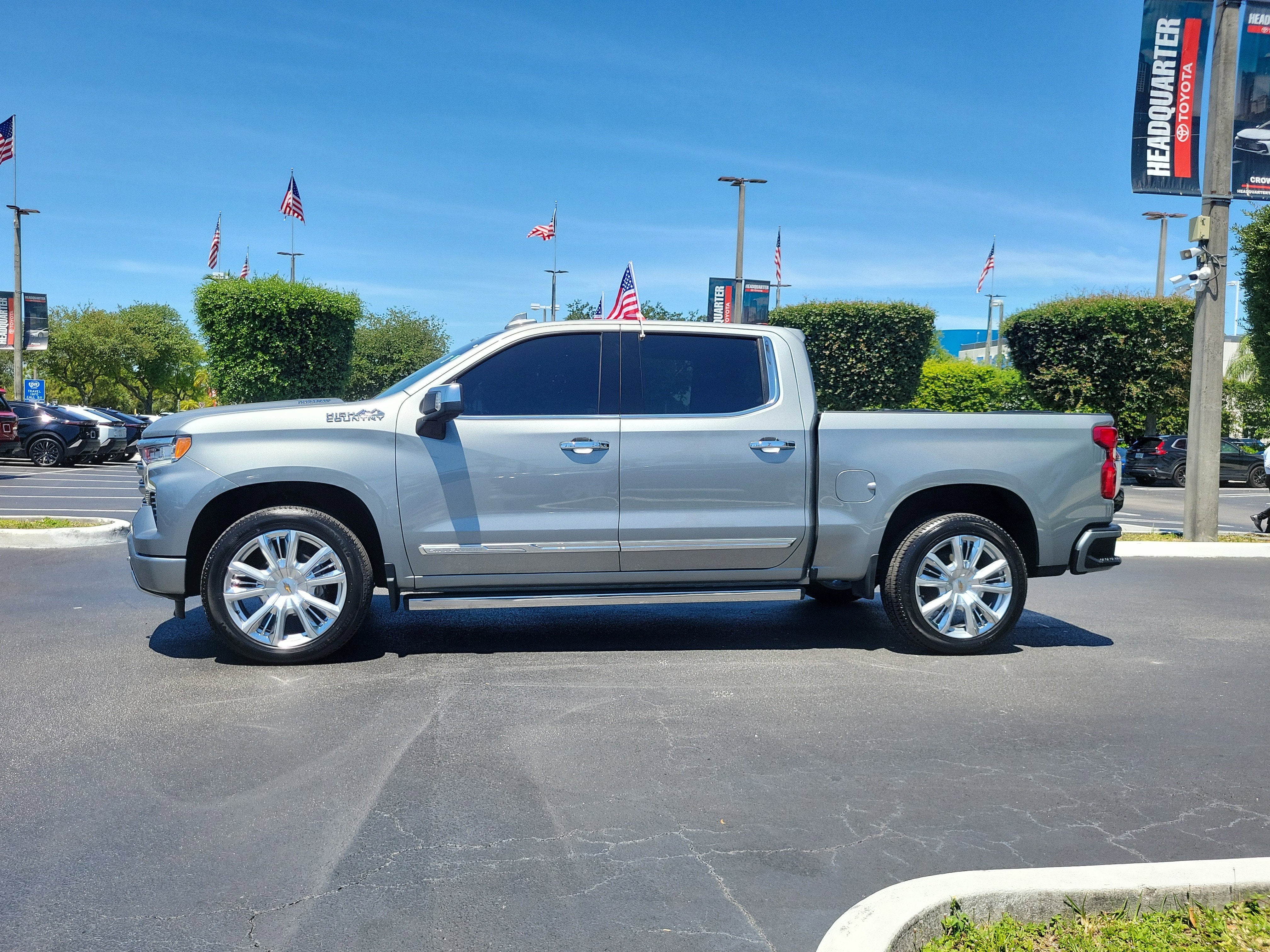 2023 Chevrolet Silverado 1500 High Country