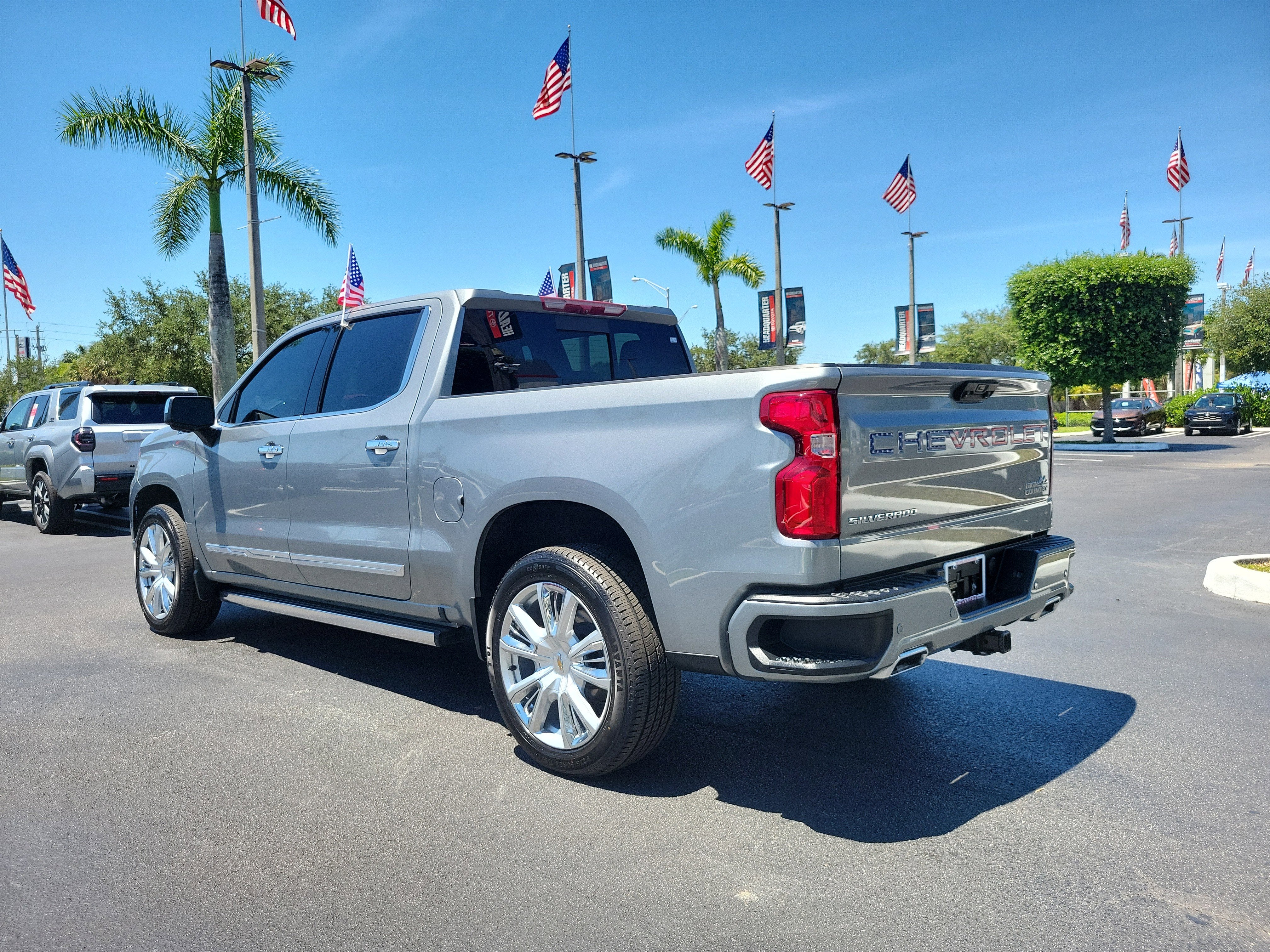 2023 Chevrolet Silverado 1500 High Country