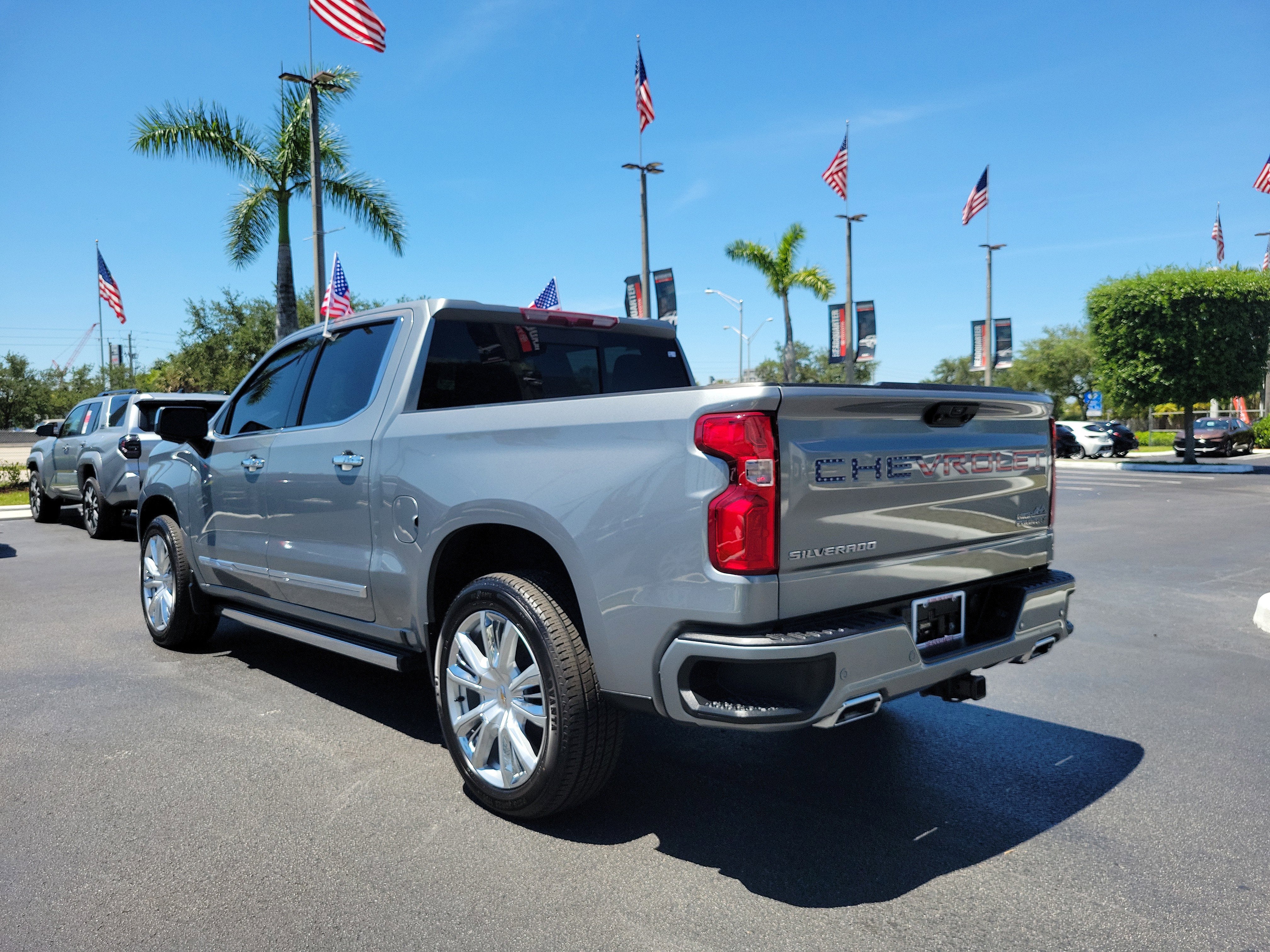 2023 Chevrolet Silverado 1500 High Country