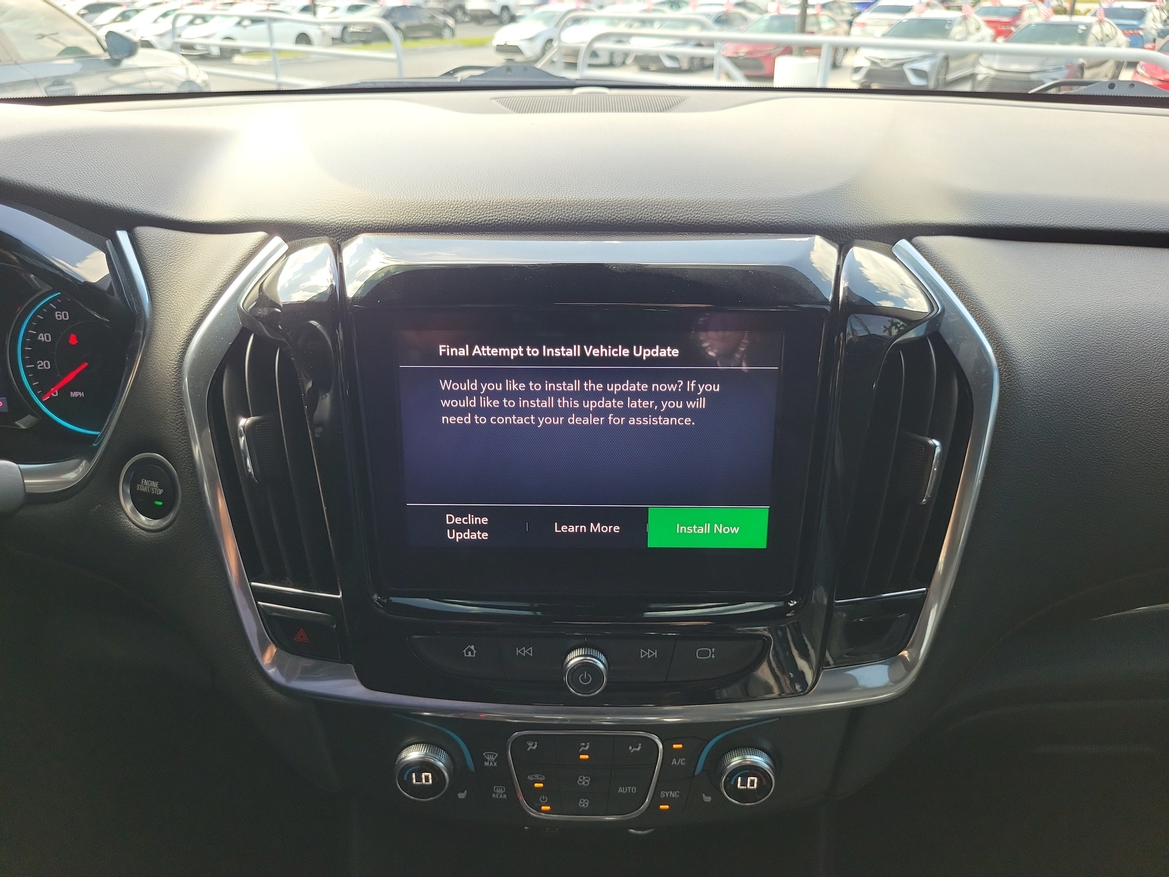 2022 Chevrolet Traverse RS