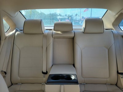 2018 Volkswagen Passat 2.0T SE