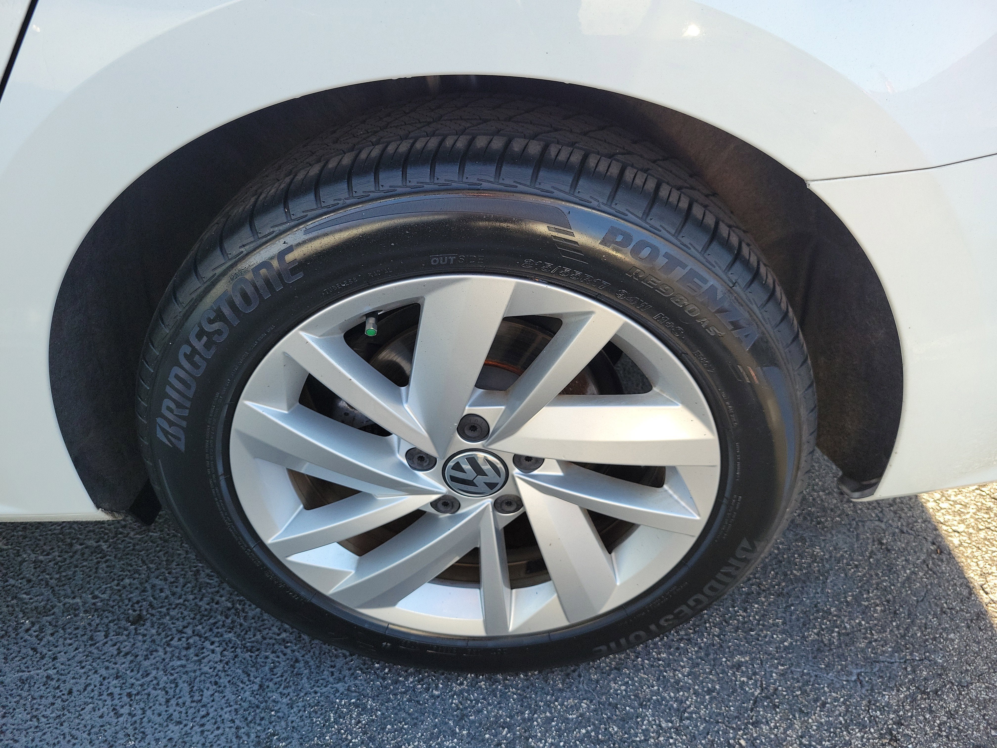 2018 Volkswagen Passat 2.0T SE