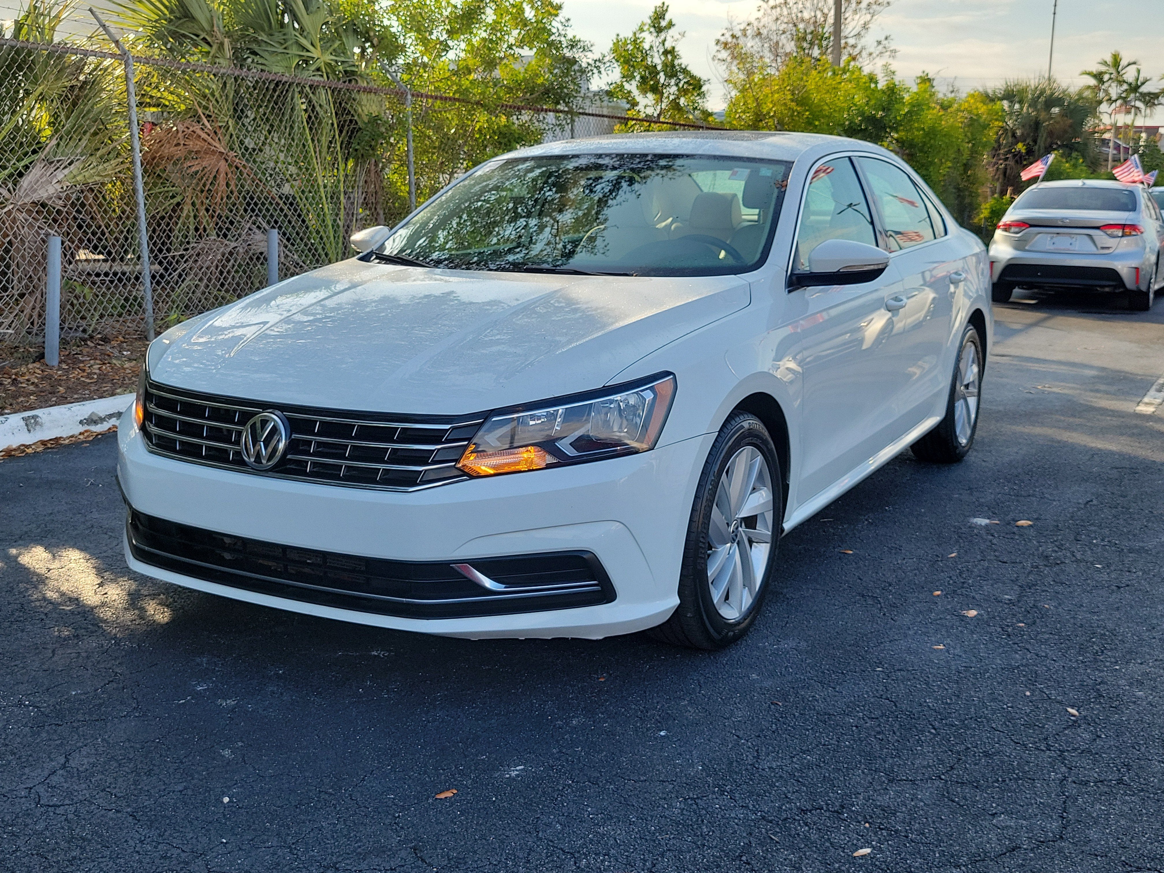 2018 Volkswagen Passat 2.0T SE