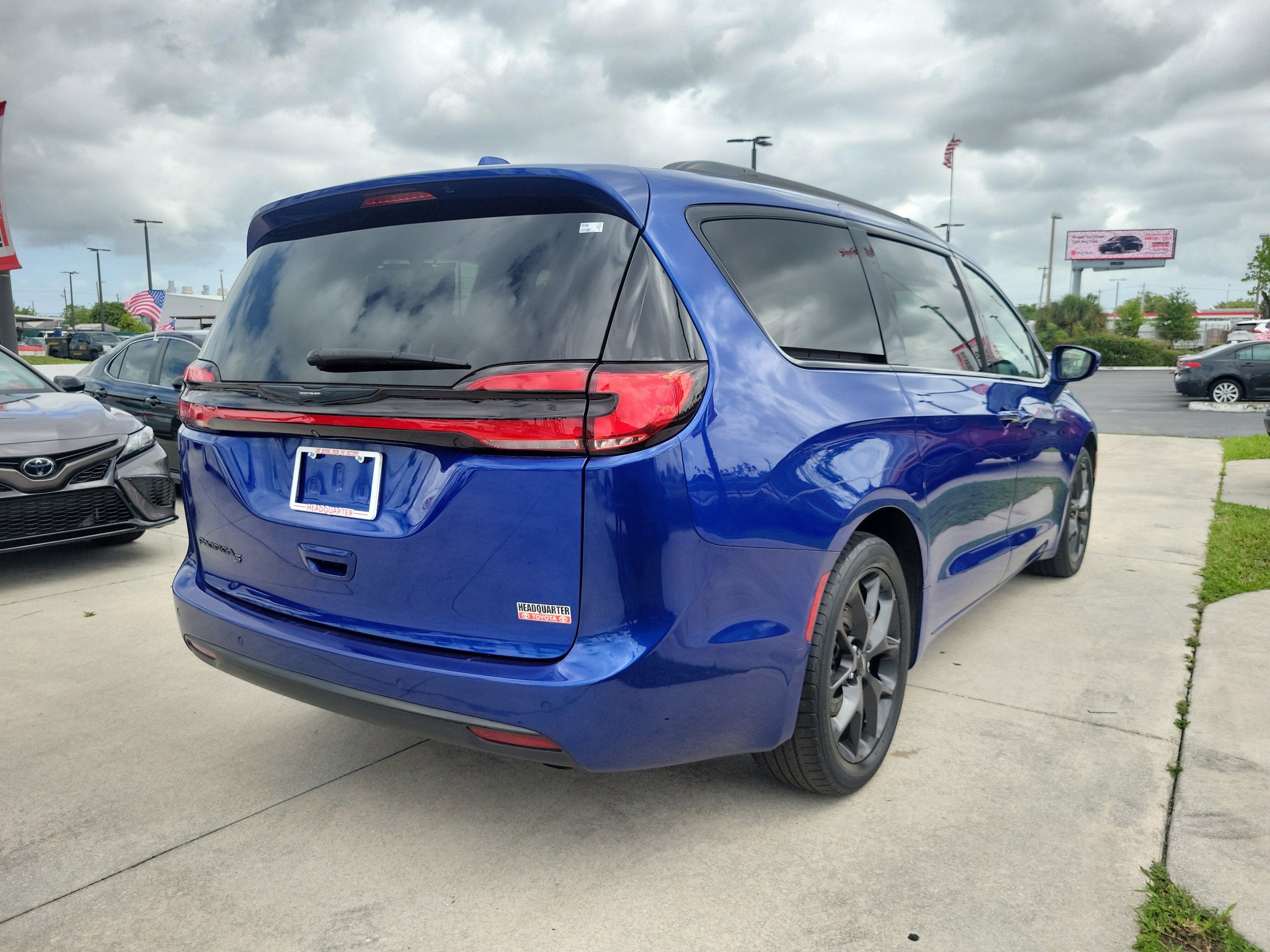 2021 Chrysler Pacifica Touring L