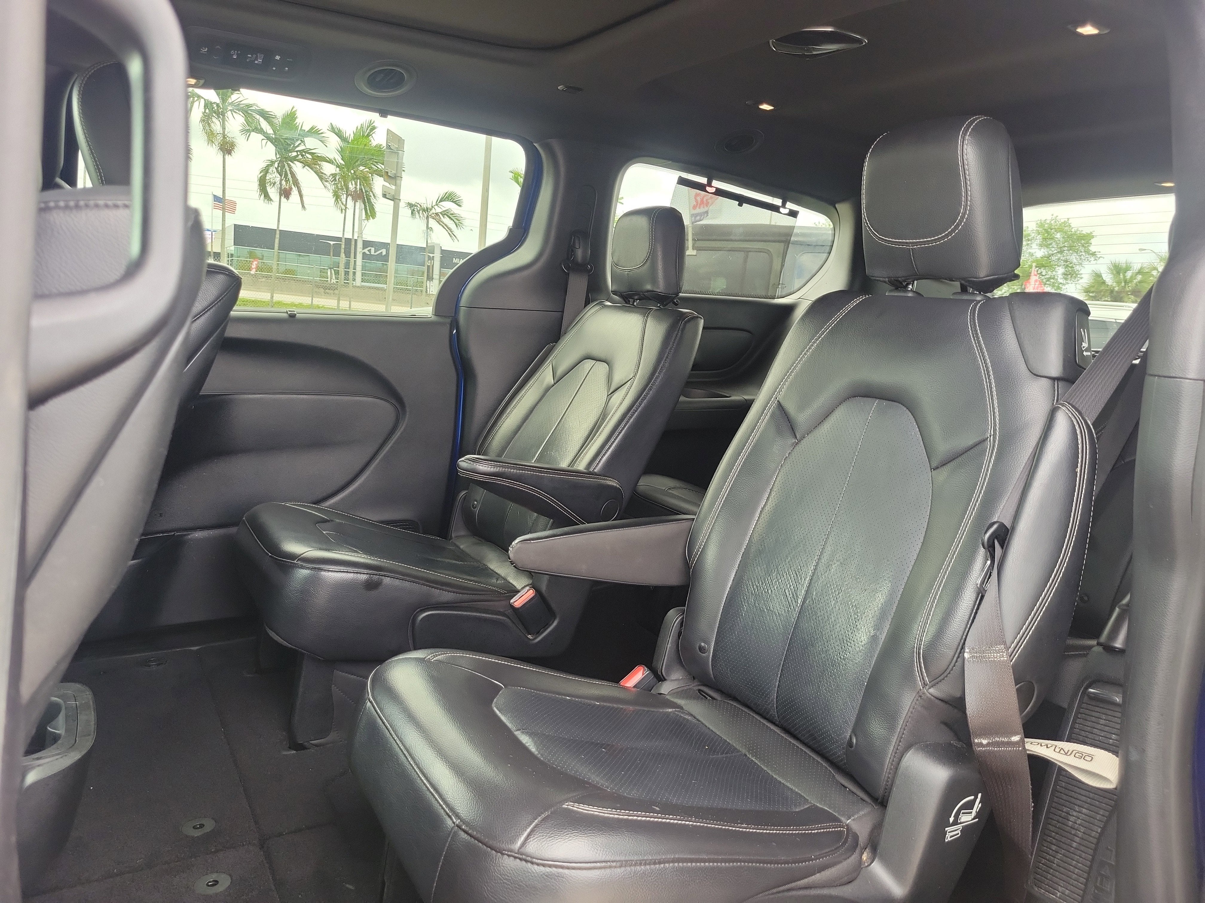 2021 Chrysler Pacifica Touring L