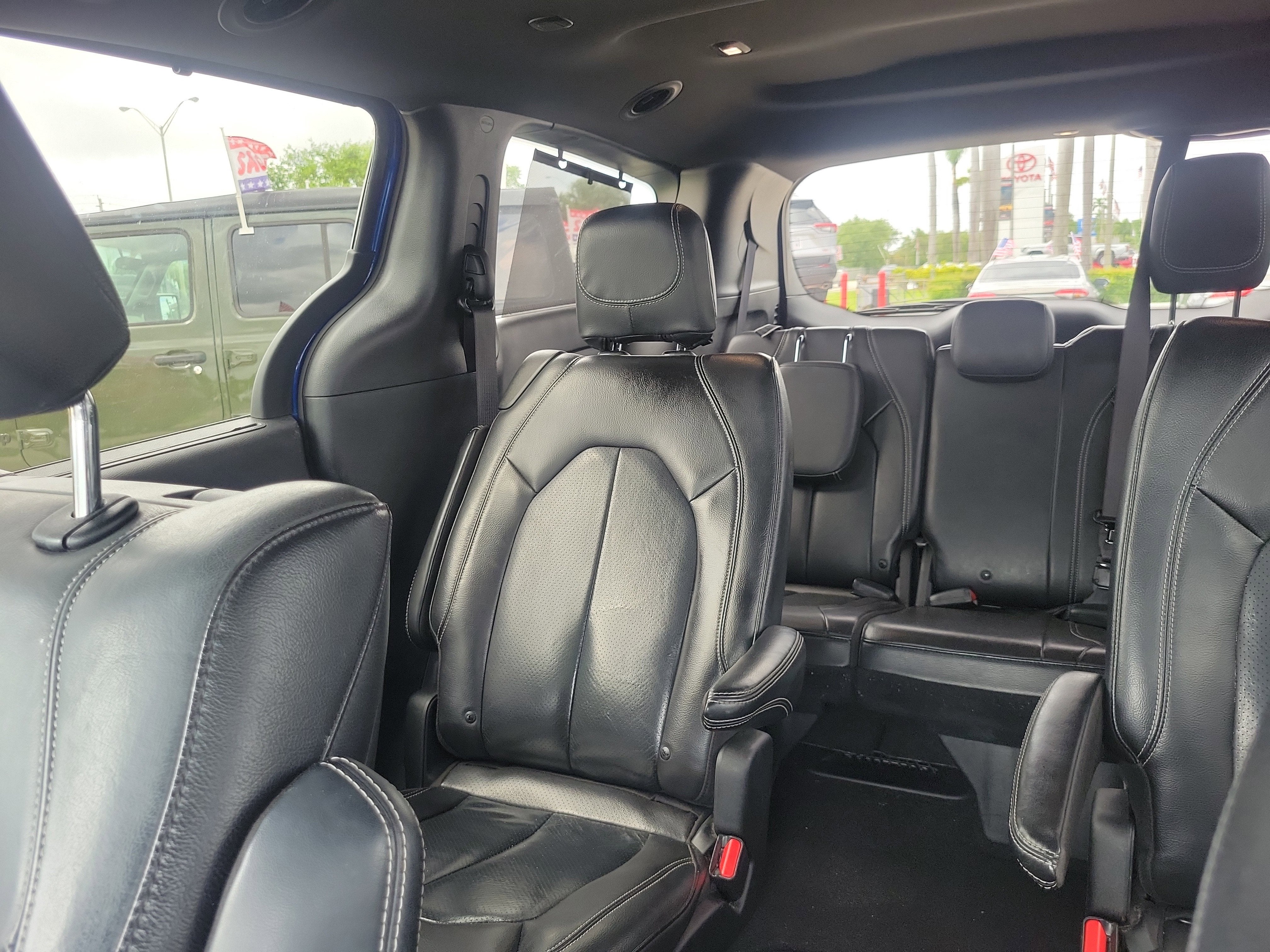 2021 Chrysler Pacifica Touring L