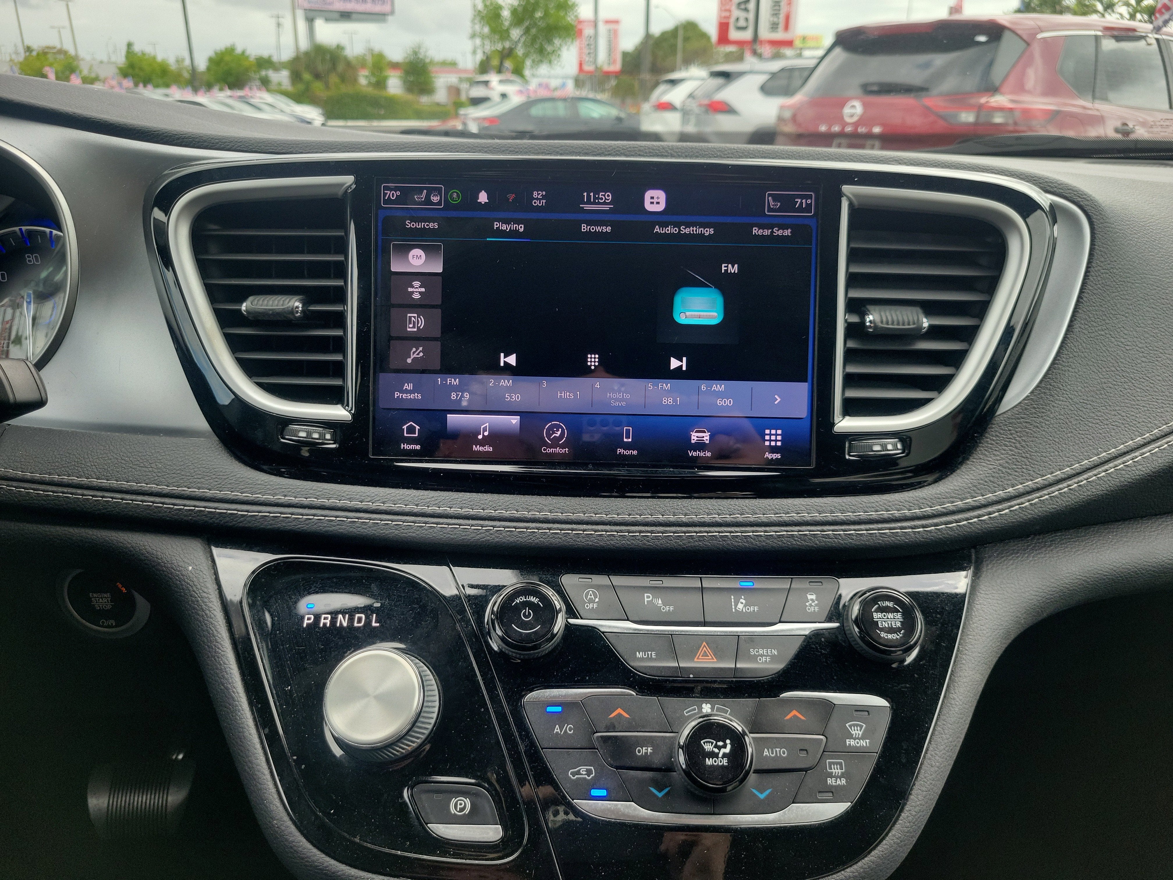 2021 Chrysler Pacifica Touring L