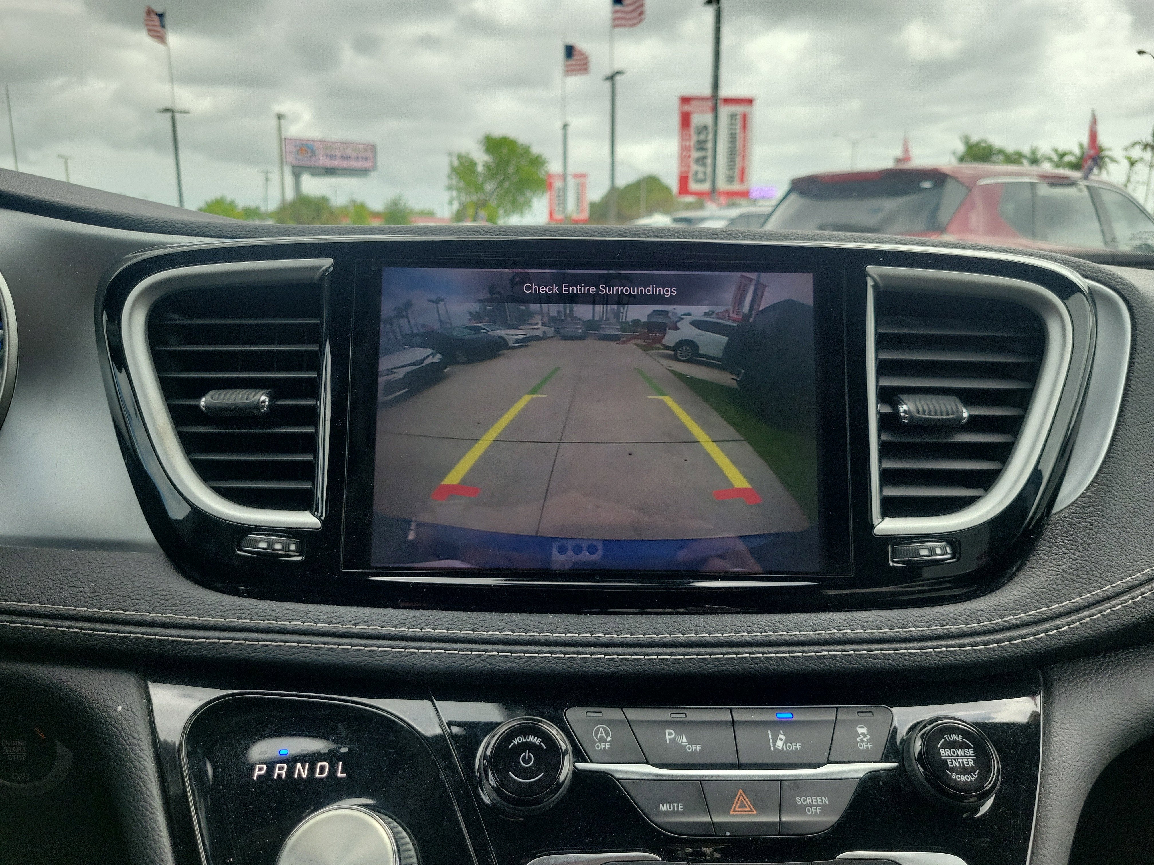 2021 Chrysler Pacifica Touring L