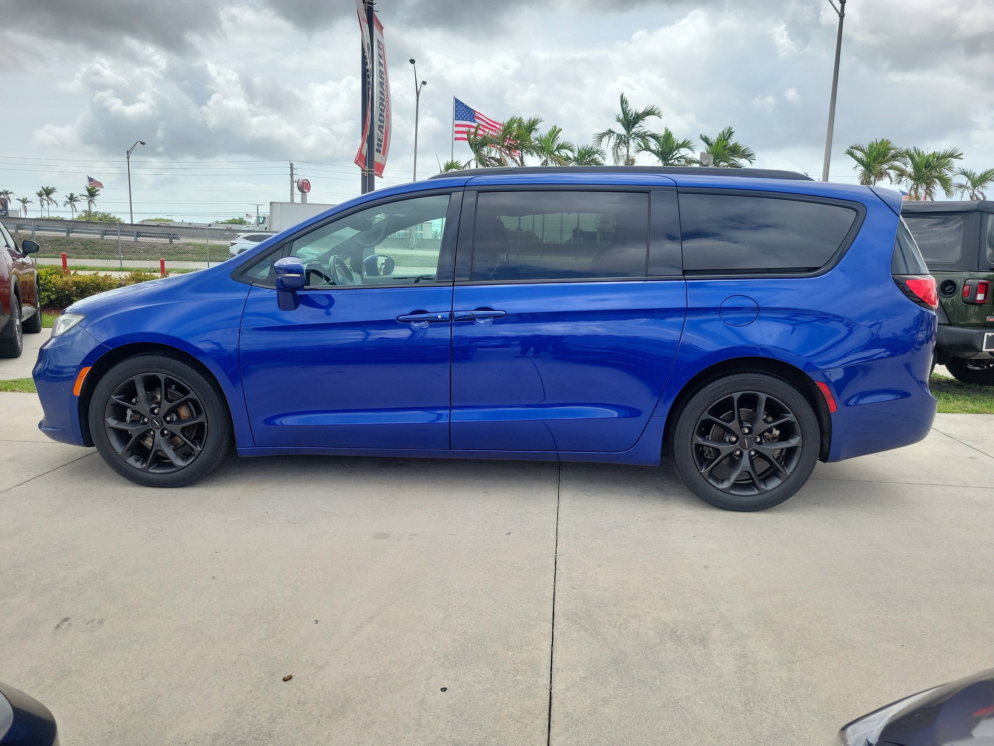 2021 Chrysler Pacifica Touring L