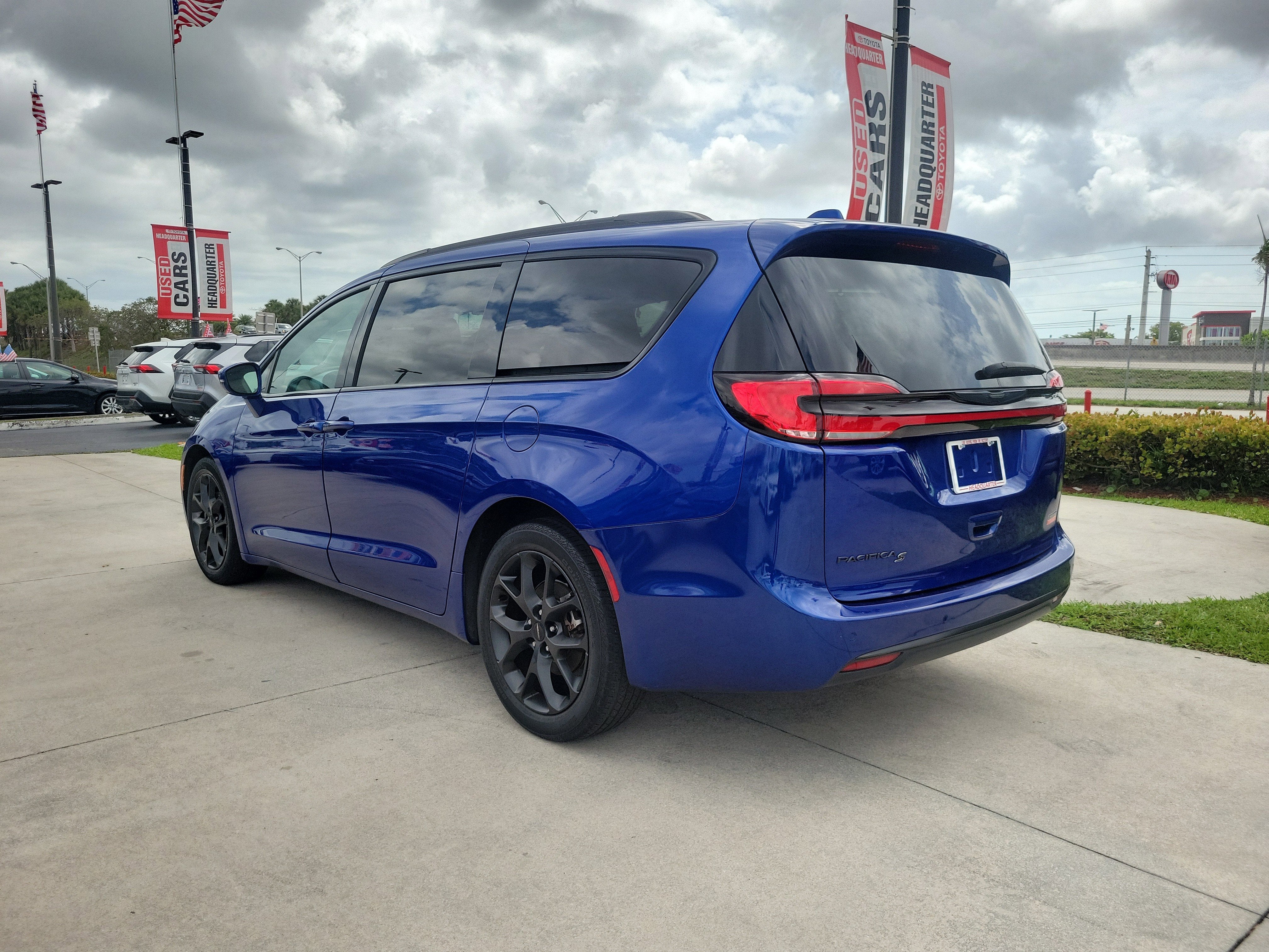 2021 Chrysler Pacifica Touring L