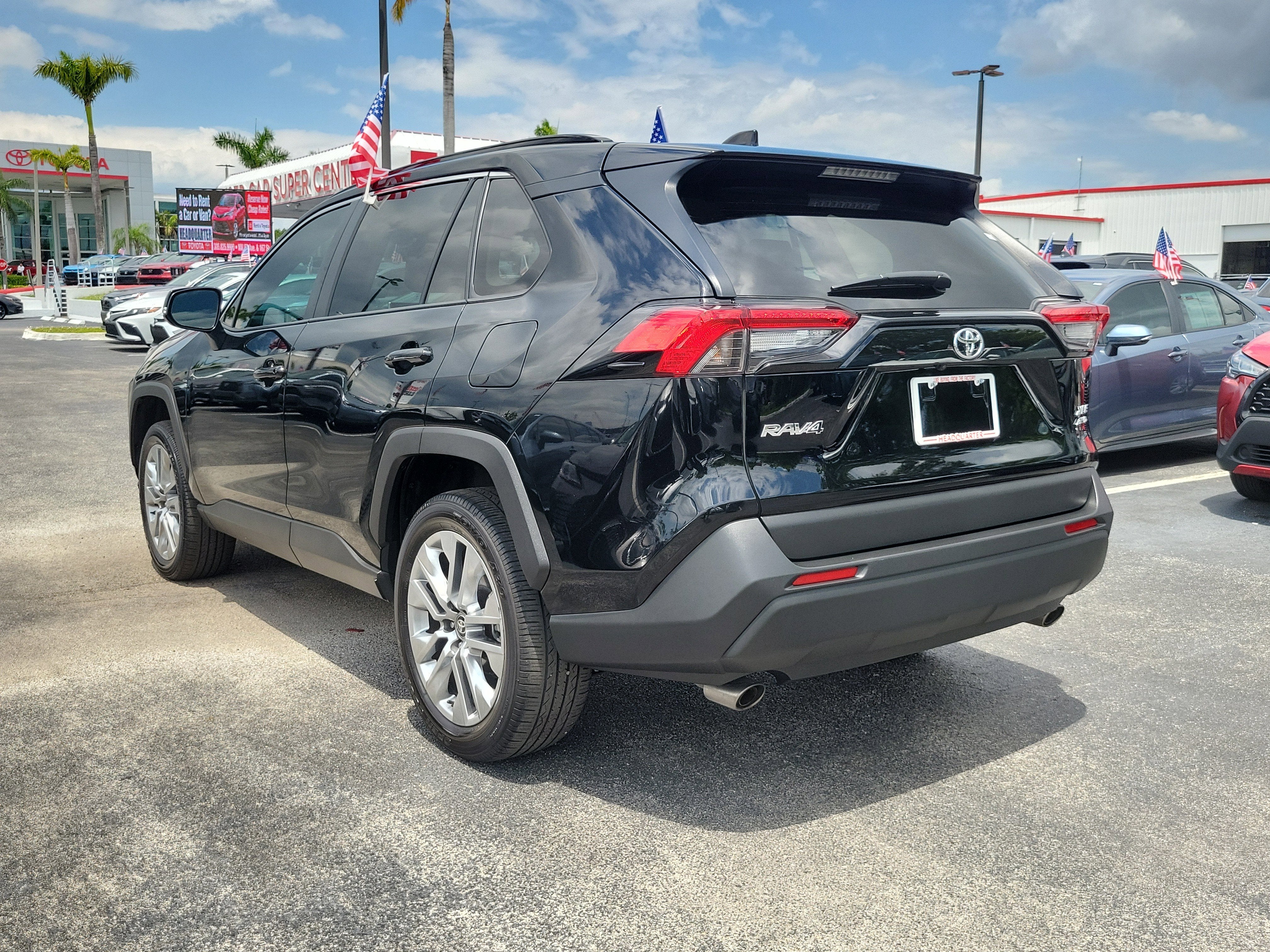 2025 Toyota RAV4 XLE Premium