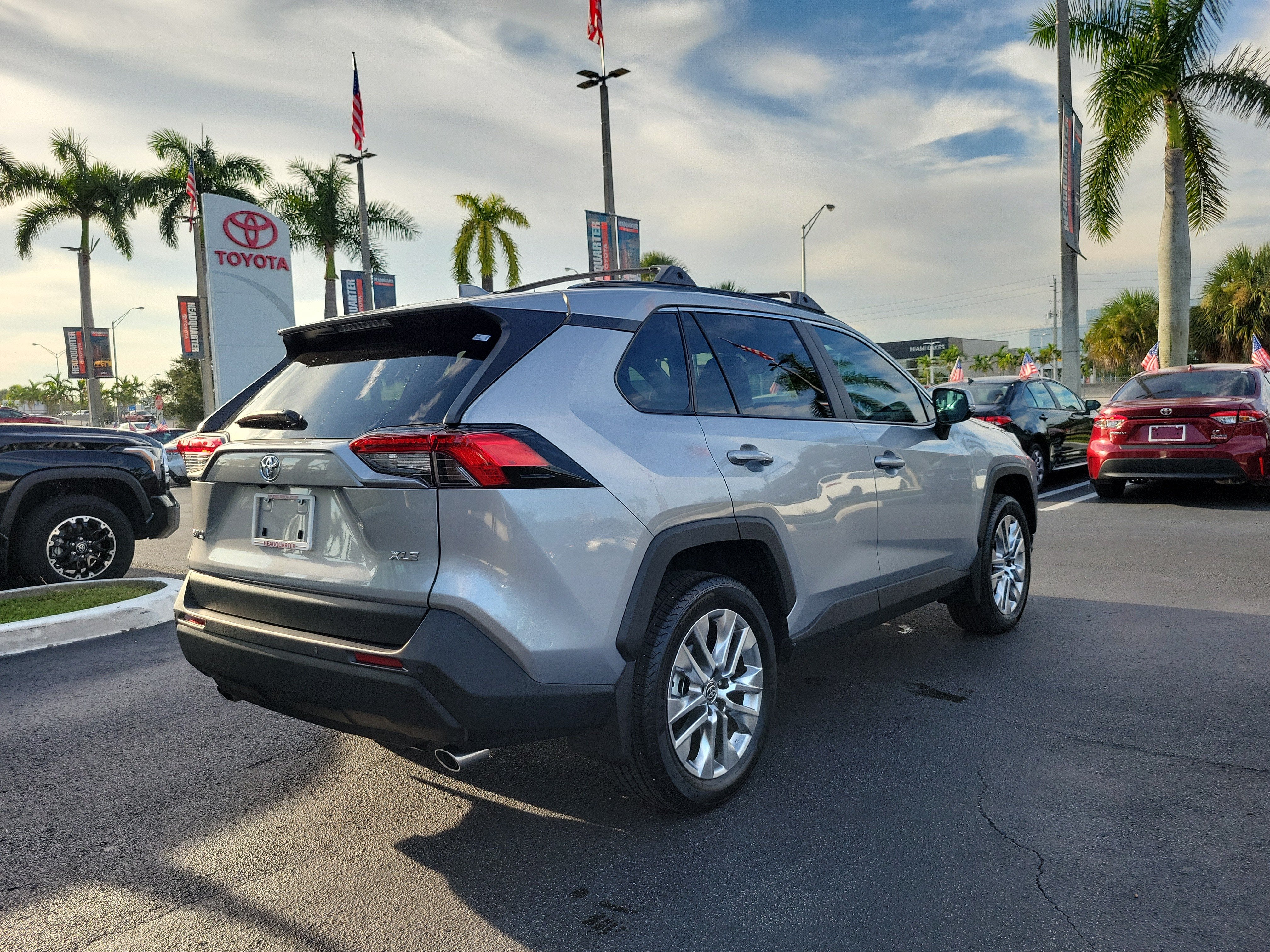 2025 Toyota RAV4 XLE Premium