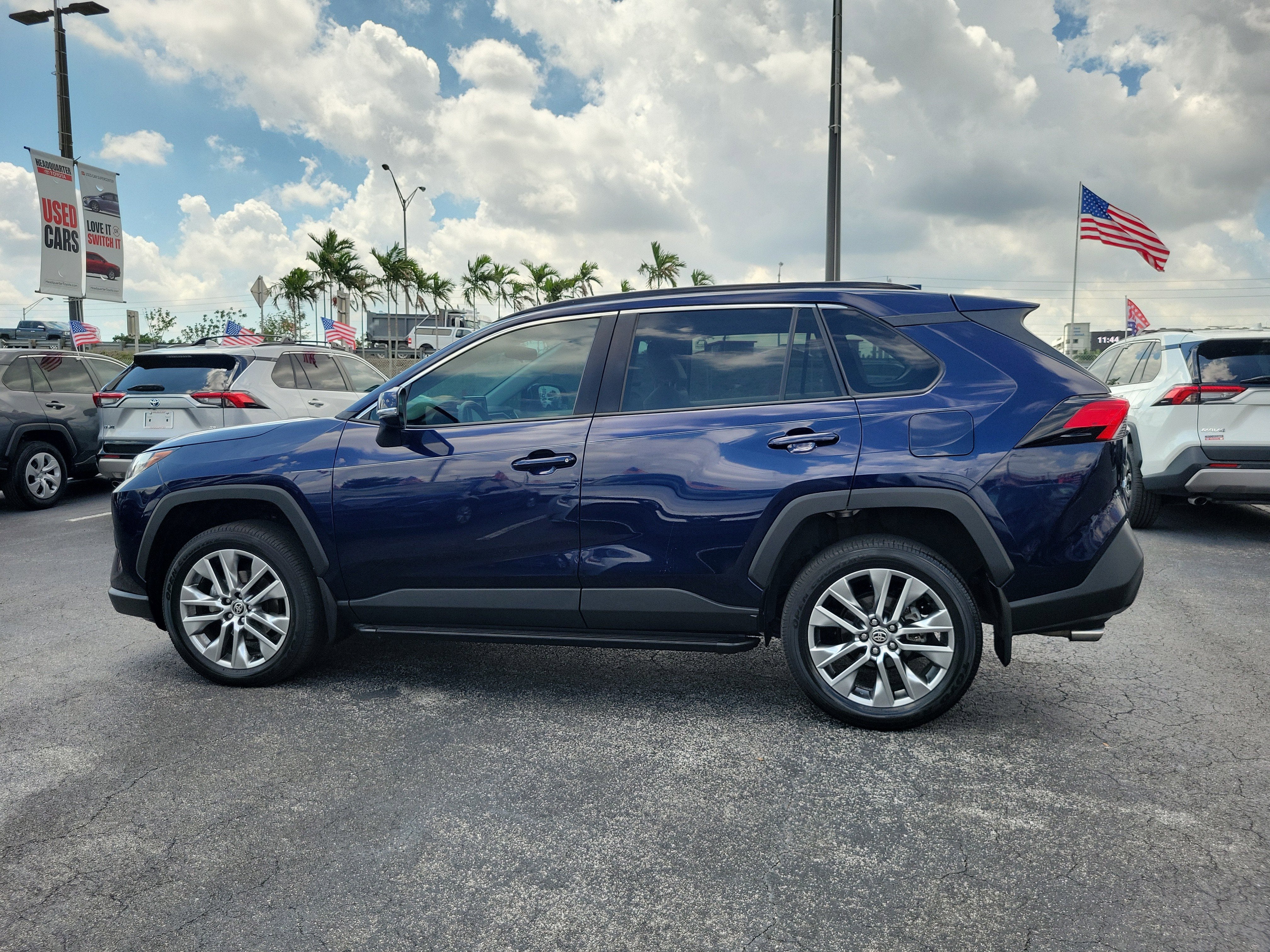 2022 Toyota RAV4 XLE Premium