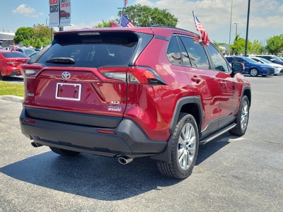2022 Toyota RAV4 XLE Premium