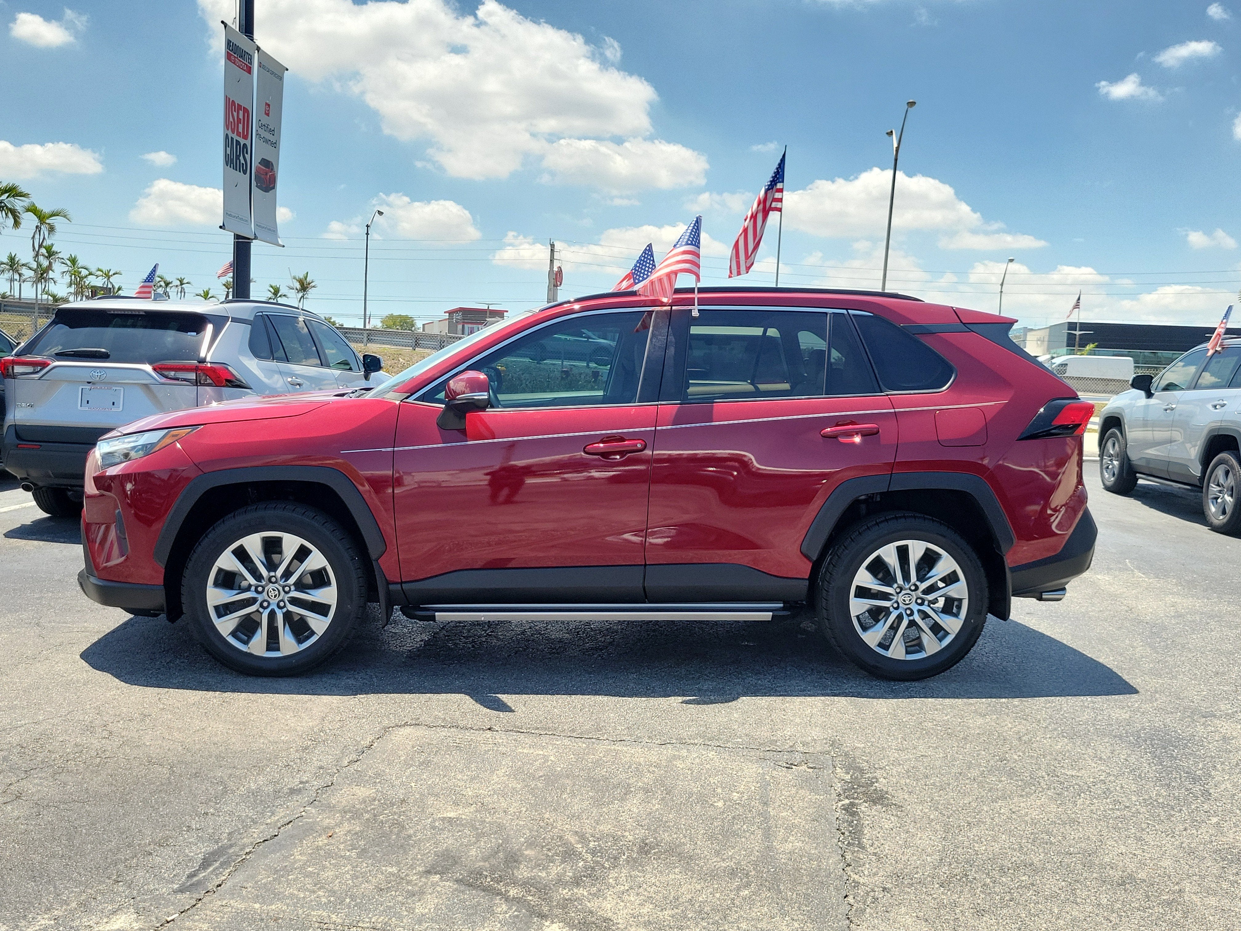 2022 Toyota RAV4 XLE Premium