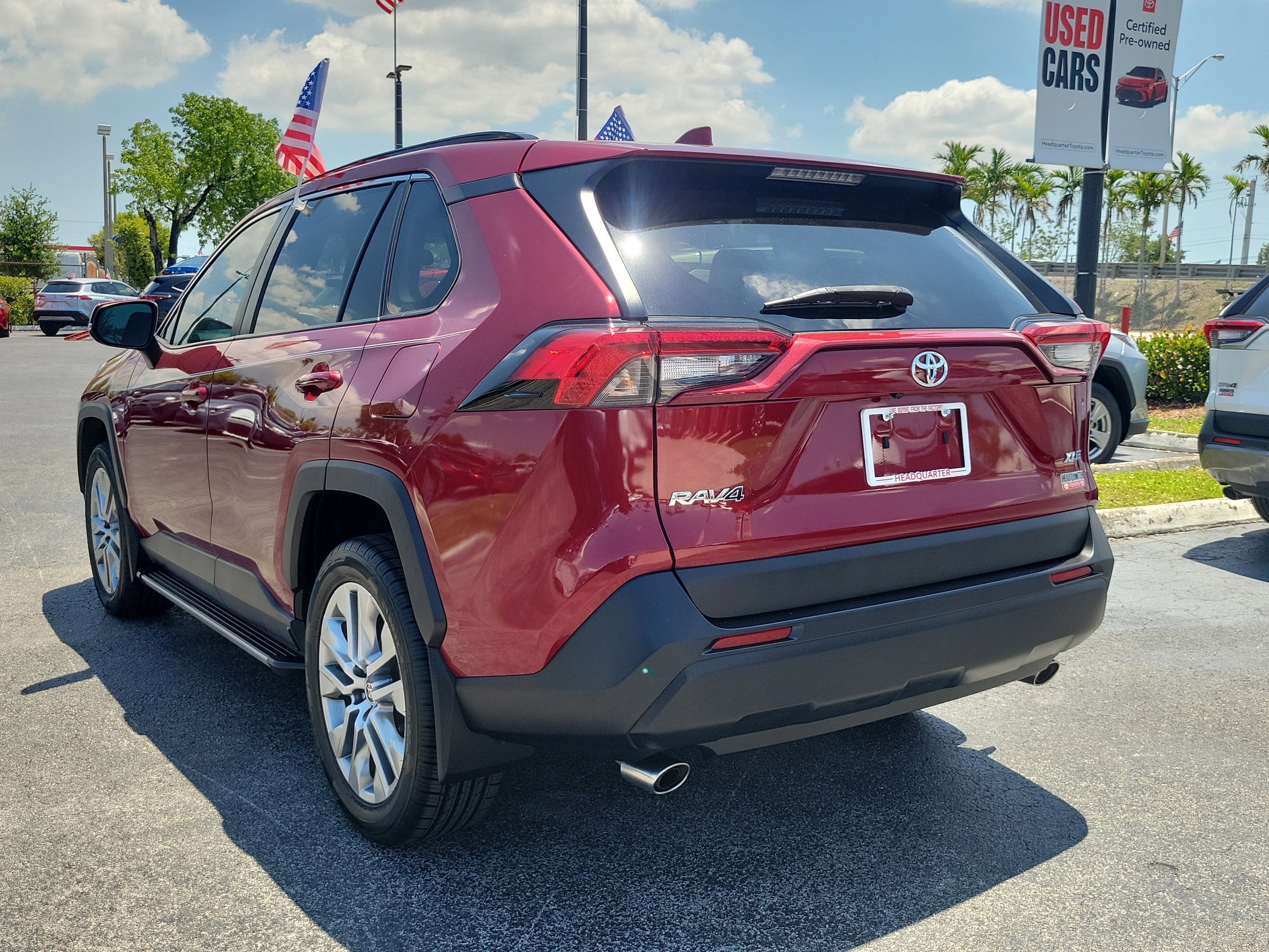 2022 Toyota RAV4 XLE Premium
