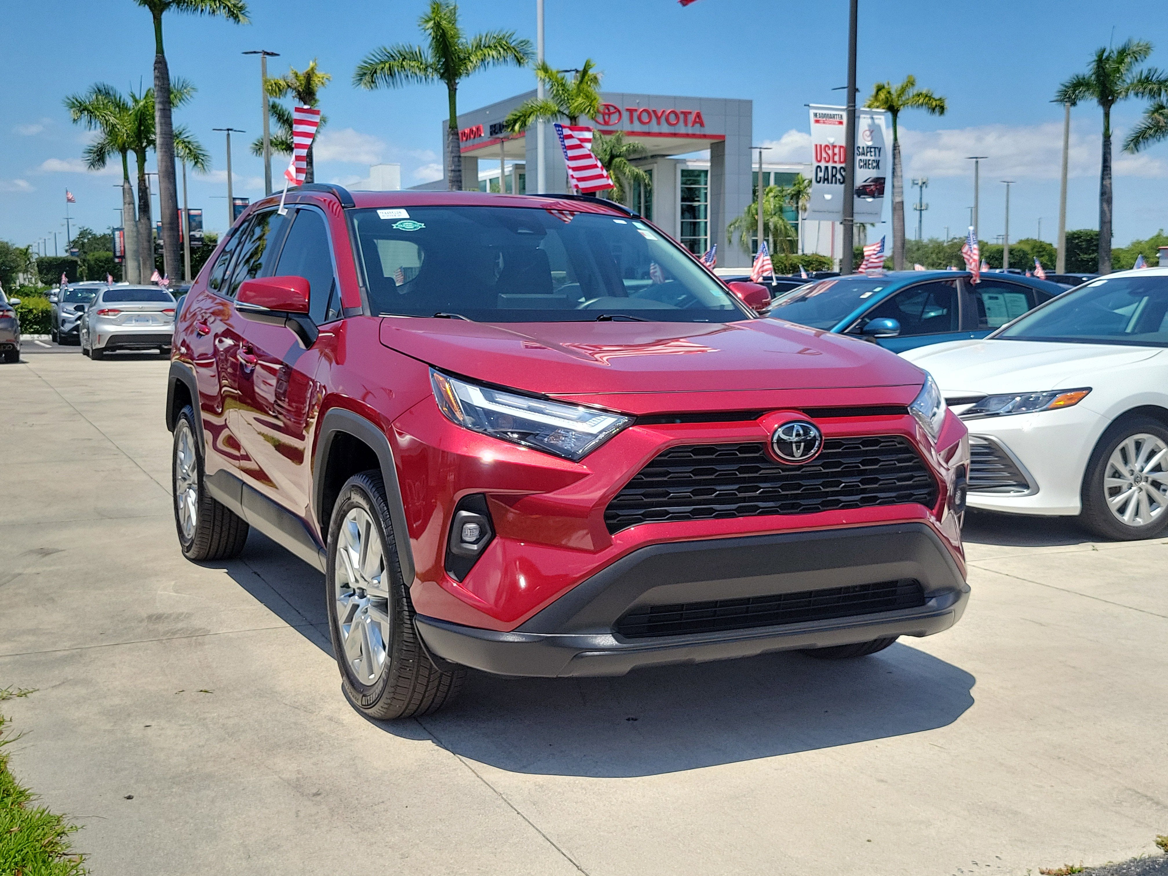 2025 Toyota RAV4 XLE Premium