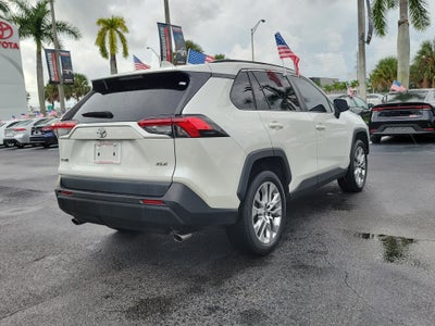 2022 Toyota RAV4 XLE Premium
