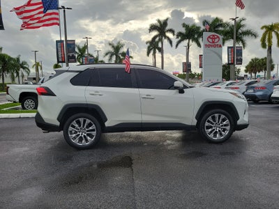 2022 Toyota RAV4 XLE Premium