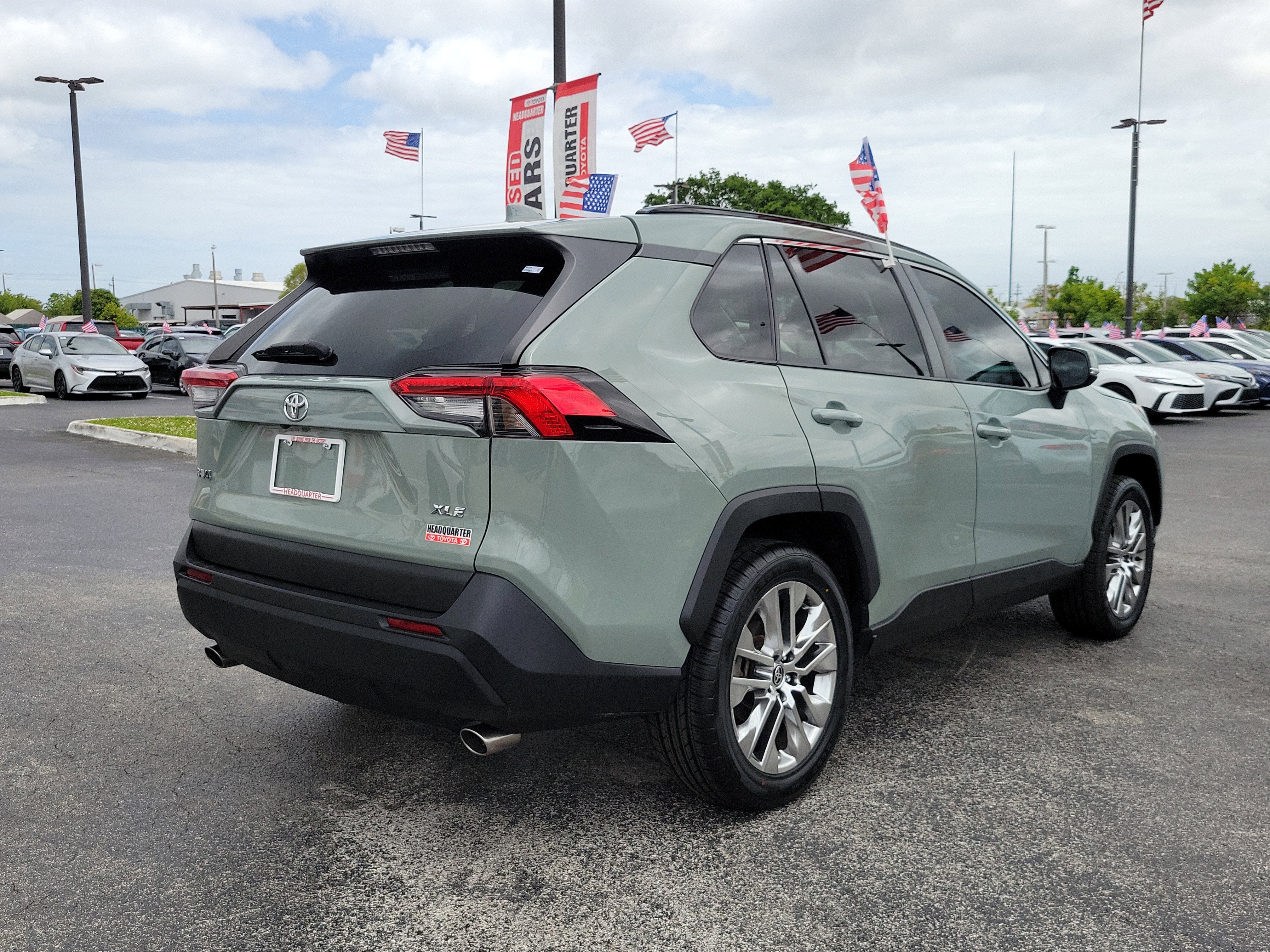 2021 Toyota RAV4 XLE Premium