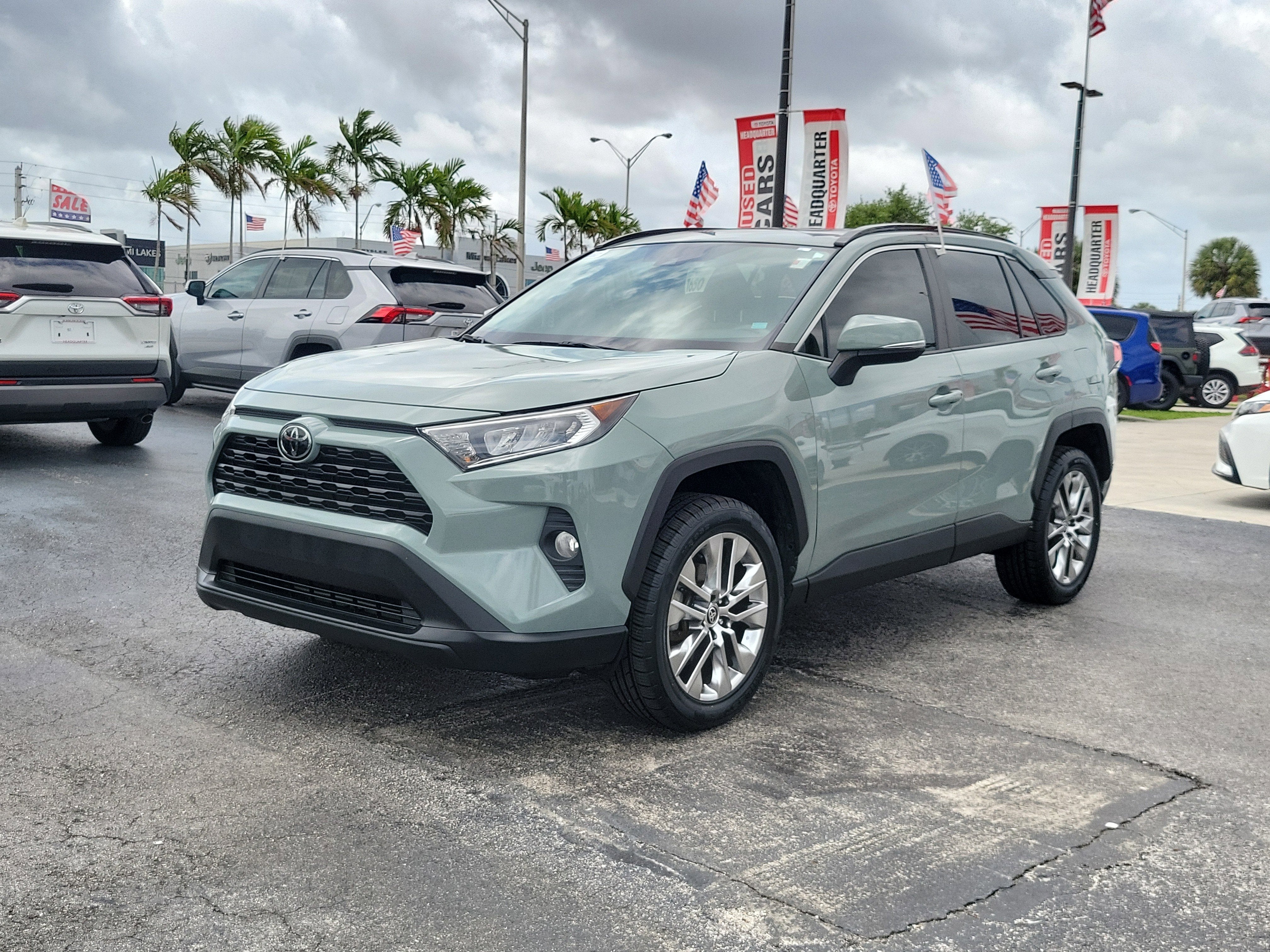 2021 Toyota RAV4 XLE Premium