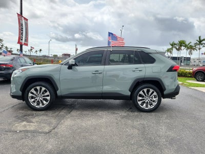 2021 Toyota RAV4 XLE Premium