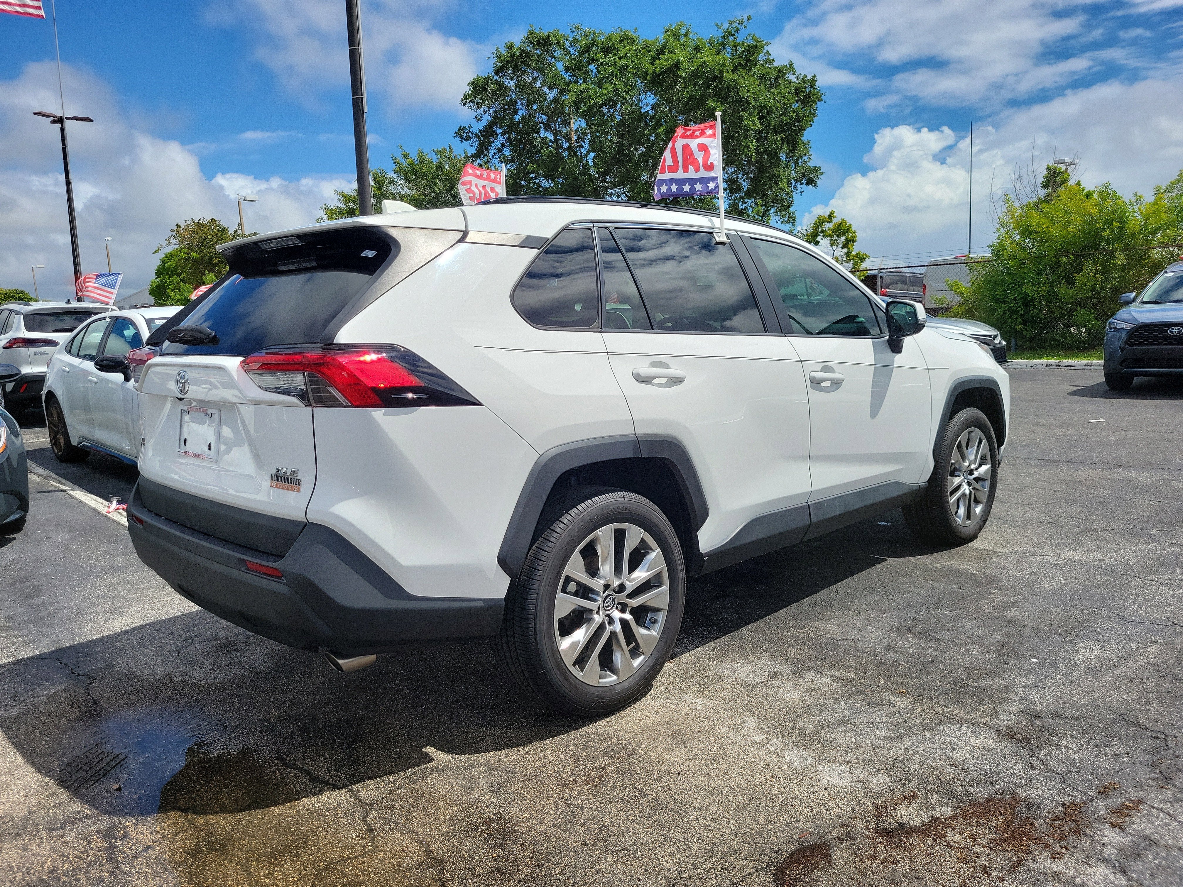 2019 Toyota RAV4 XLE Premium