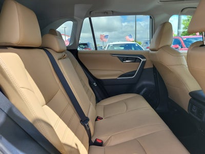 2019 Toyota RAV4 XLE Premium