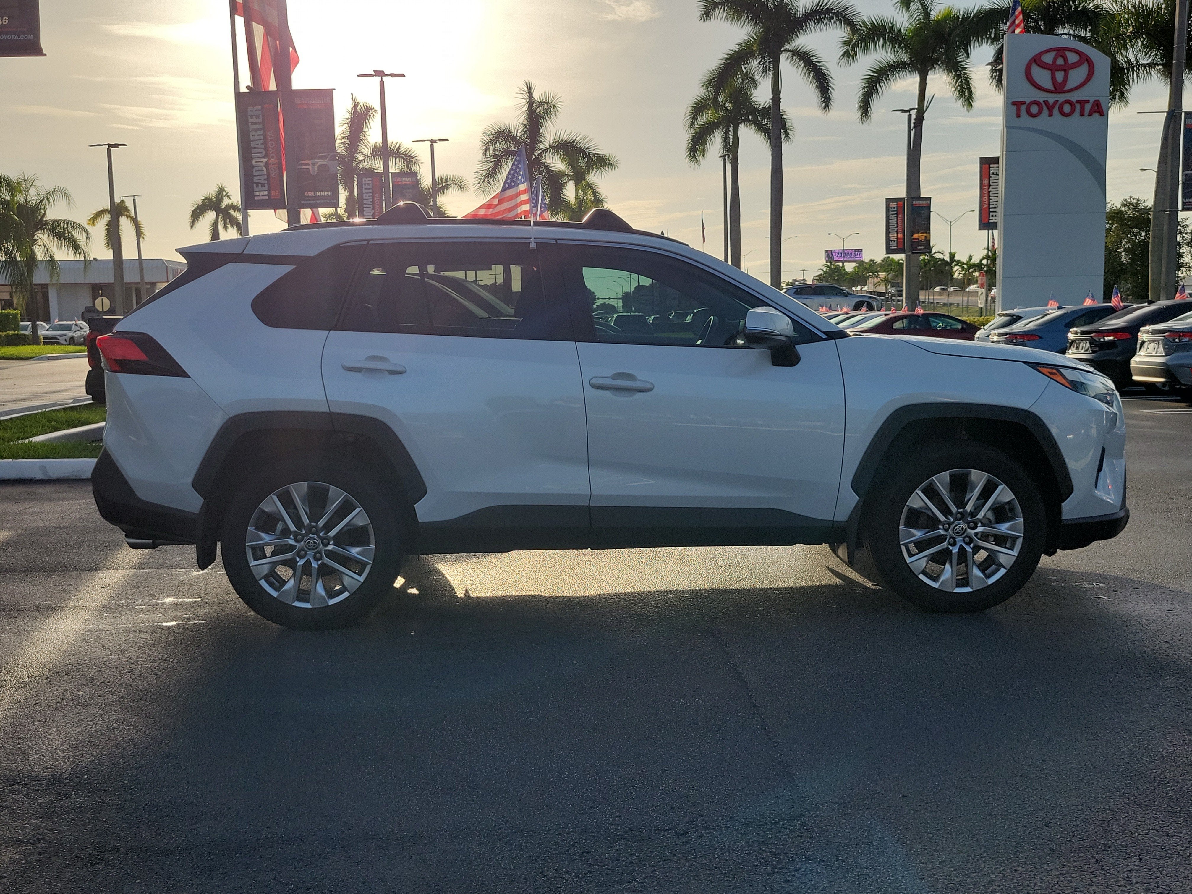 2025 Toyota RAV4 XLE Premium