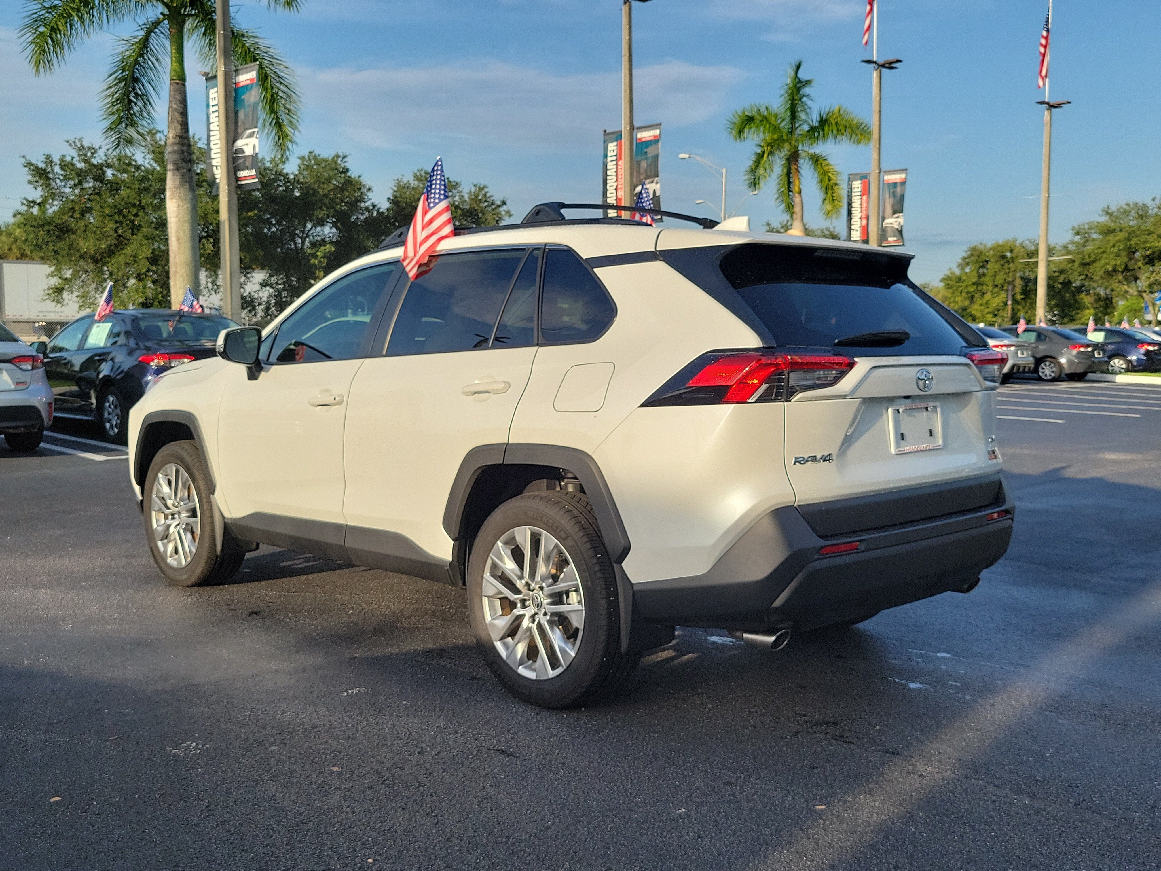 2025 Toyota RAV4 XLE Premium