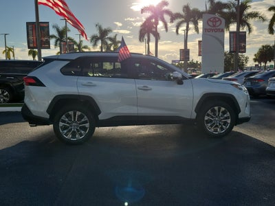 2025 Toyota RAV4 XLE Premium