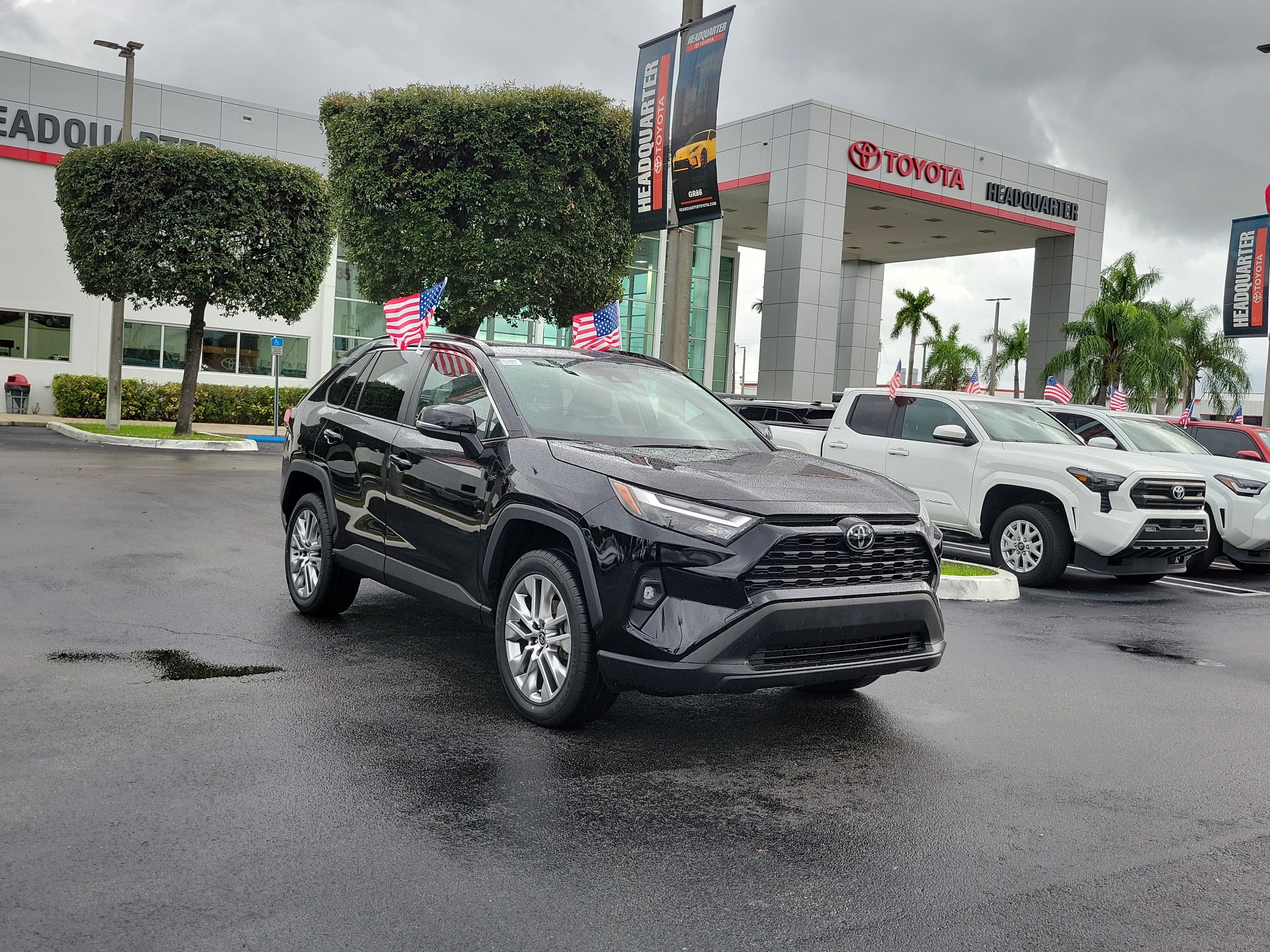 2023 Toyota RAV4 XLE Premium