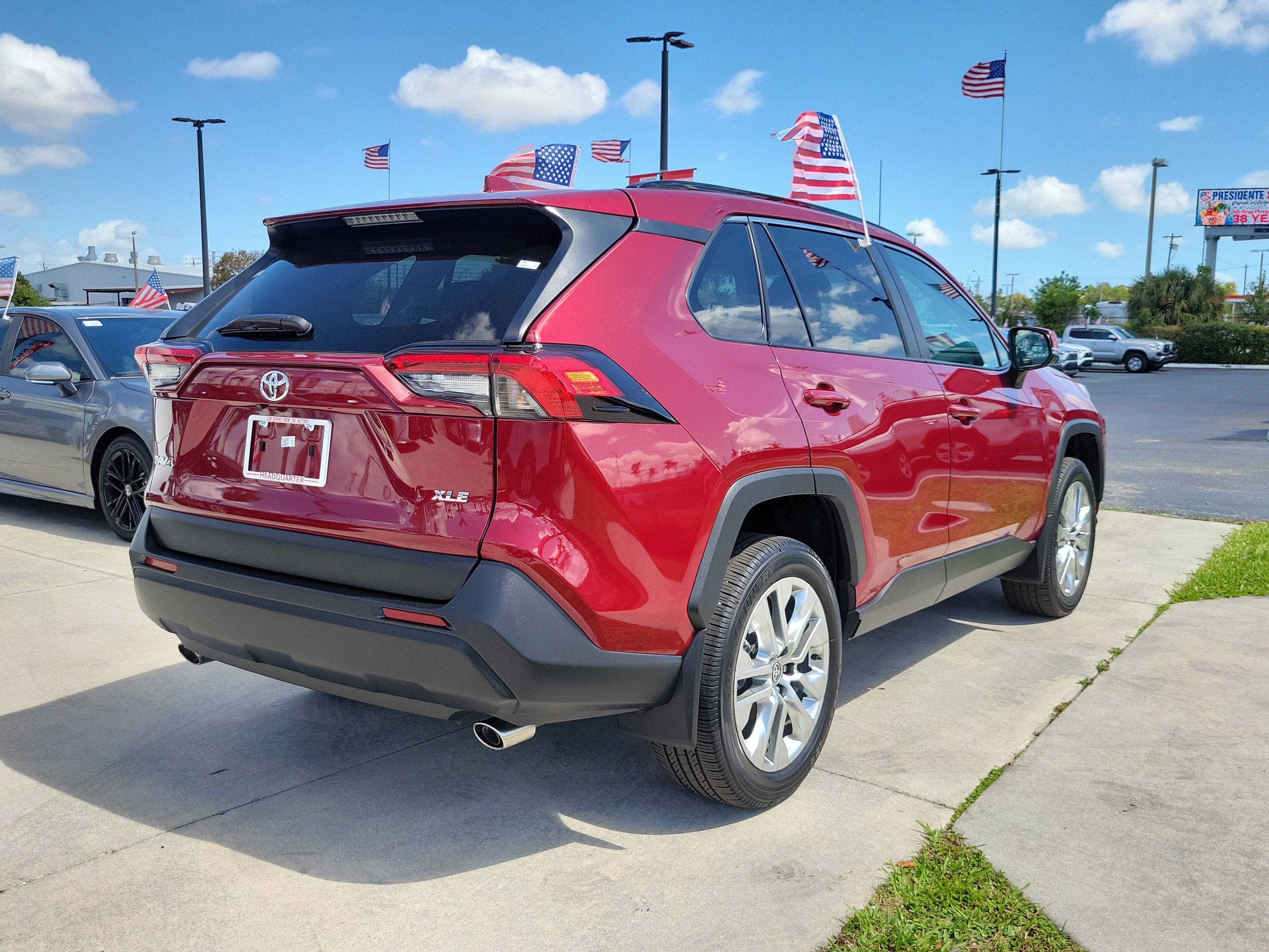 2025 Toyota RAV4 XLE Premium