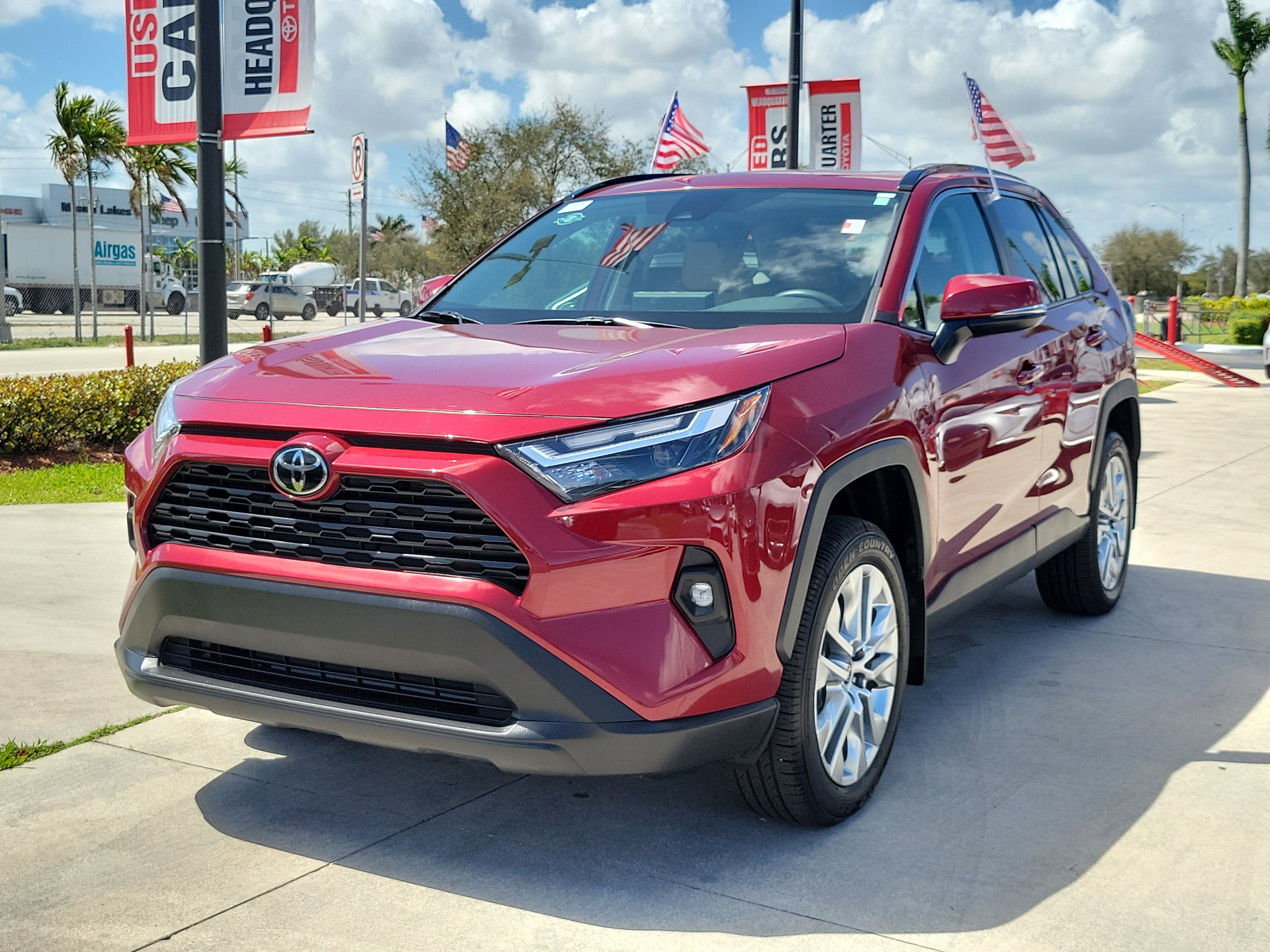 2025 Toyota RAV4 XLE Premium