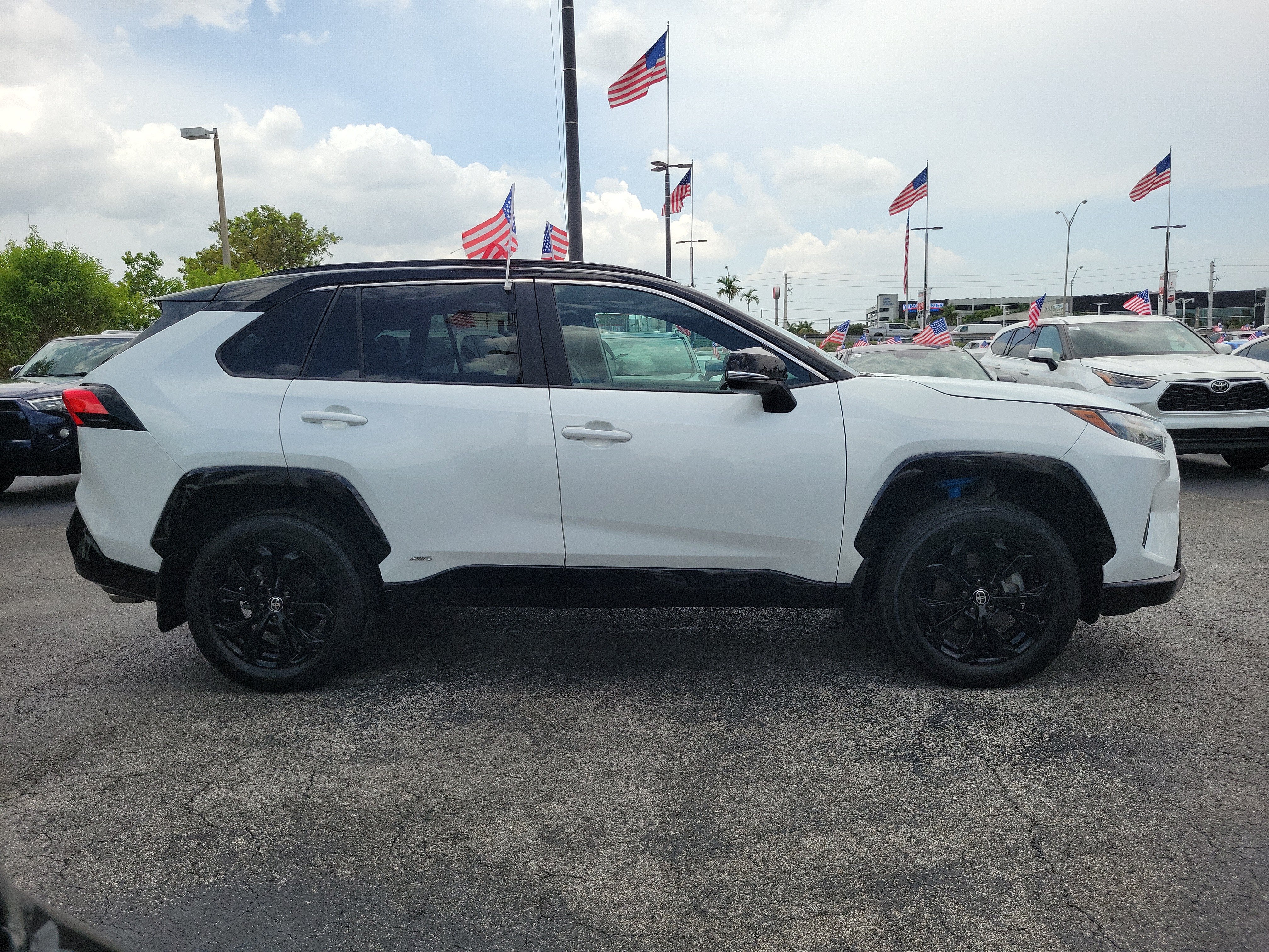 2024 Toyota RAV4 Hybrid XSE