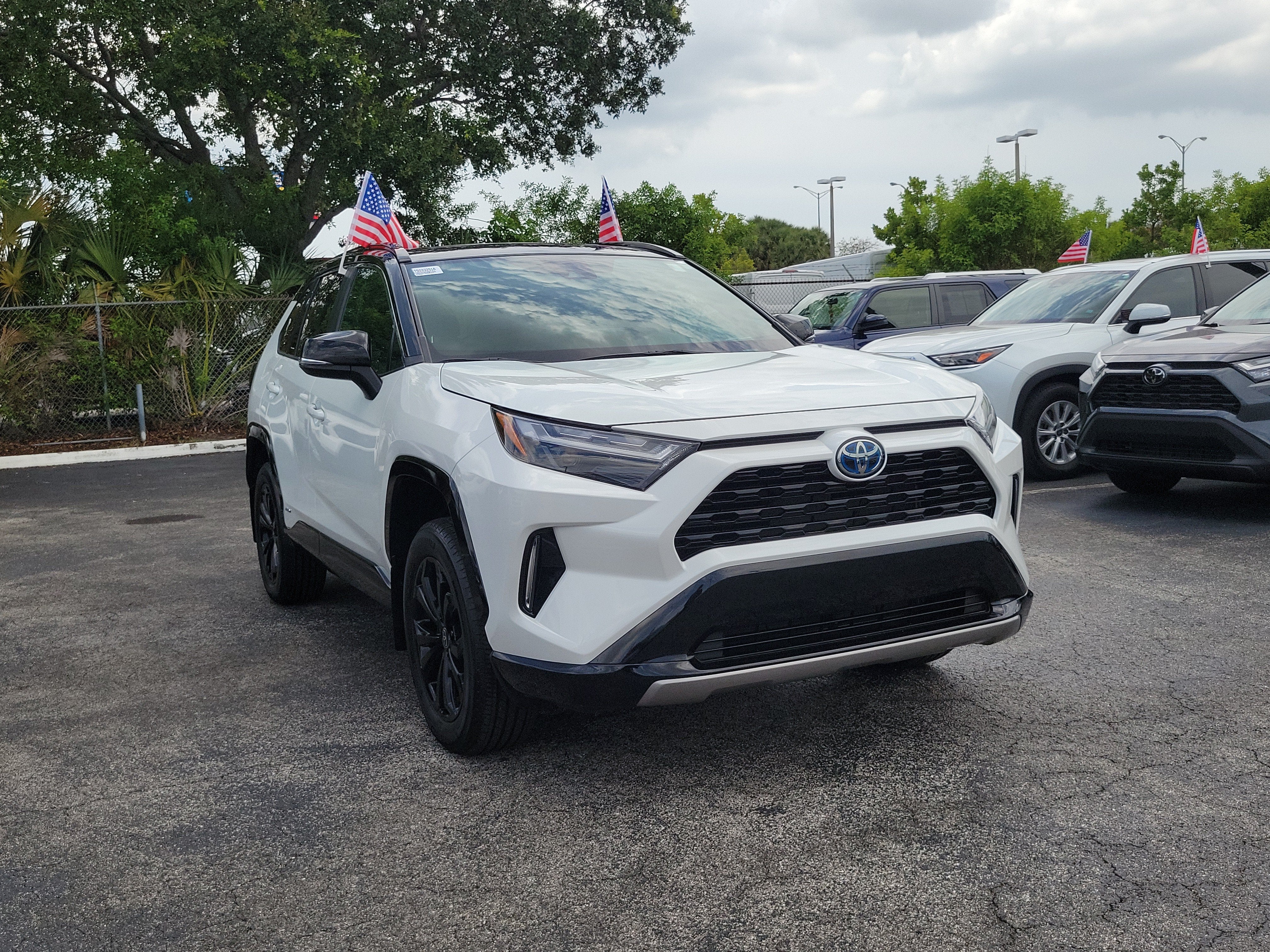 2024 Toyota RAV4 Hybrid XSE