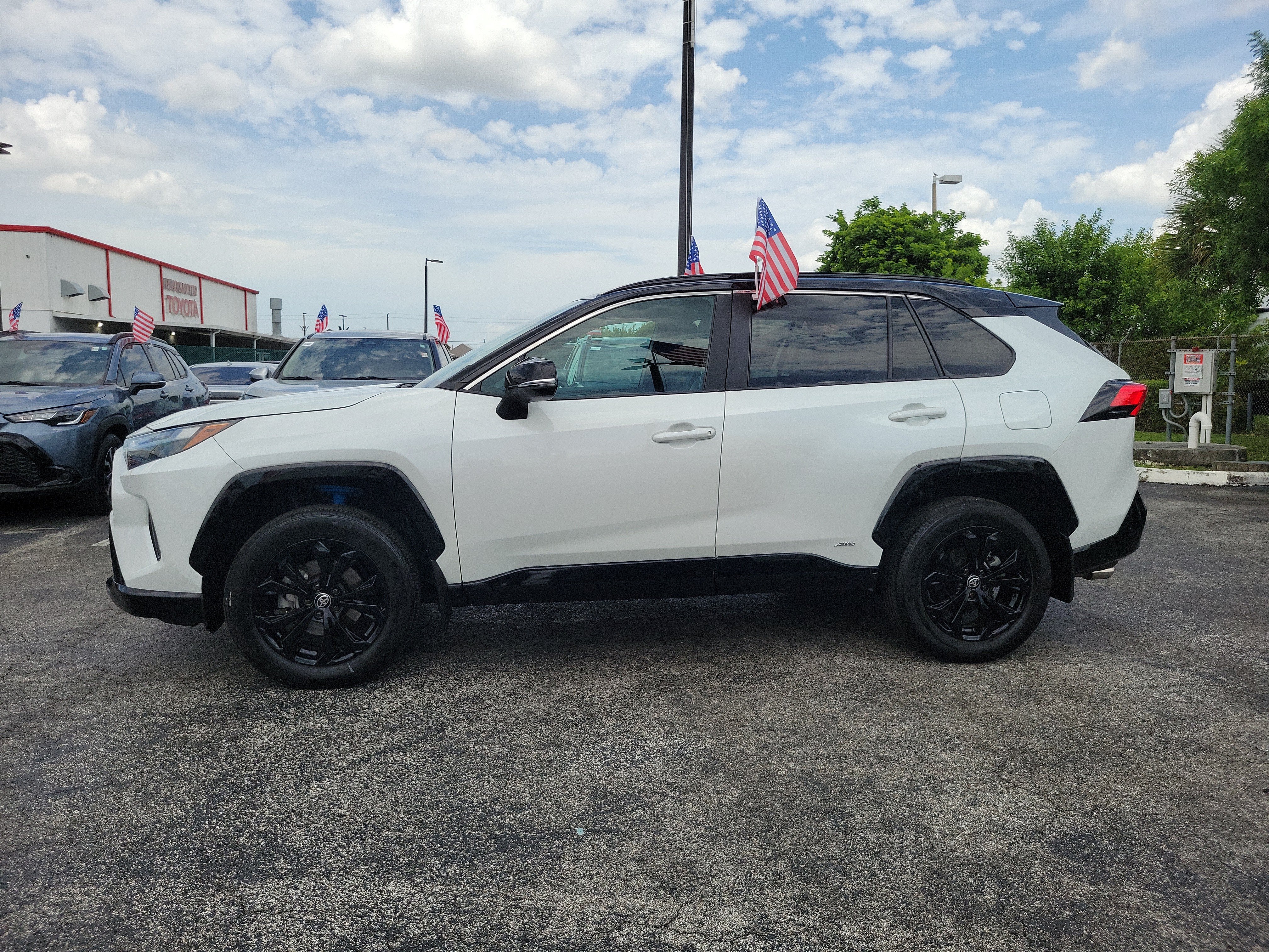 2024 Toyota RAV4 Hybrid XSE