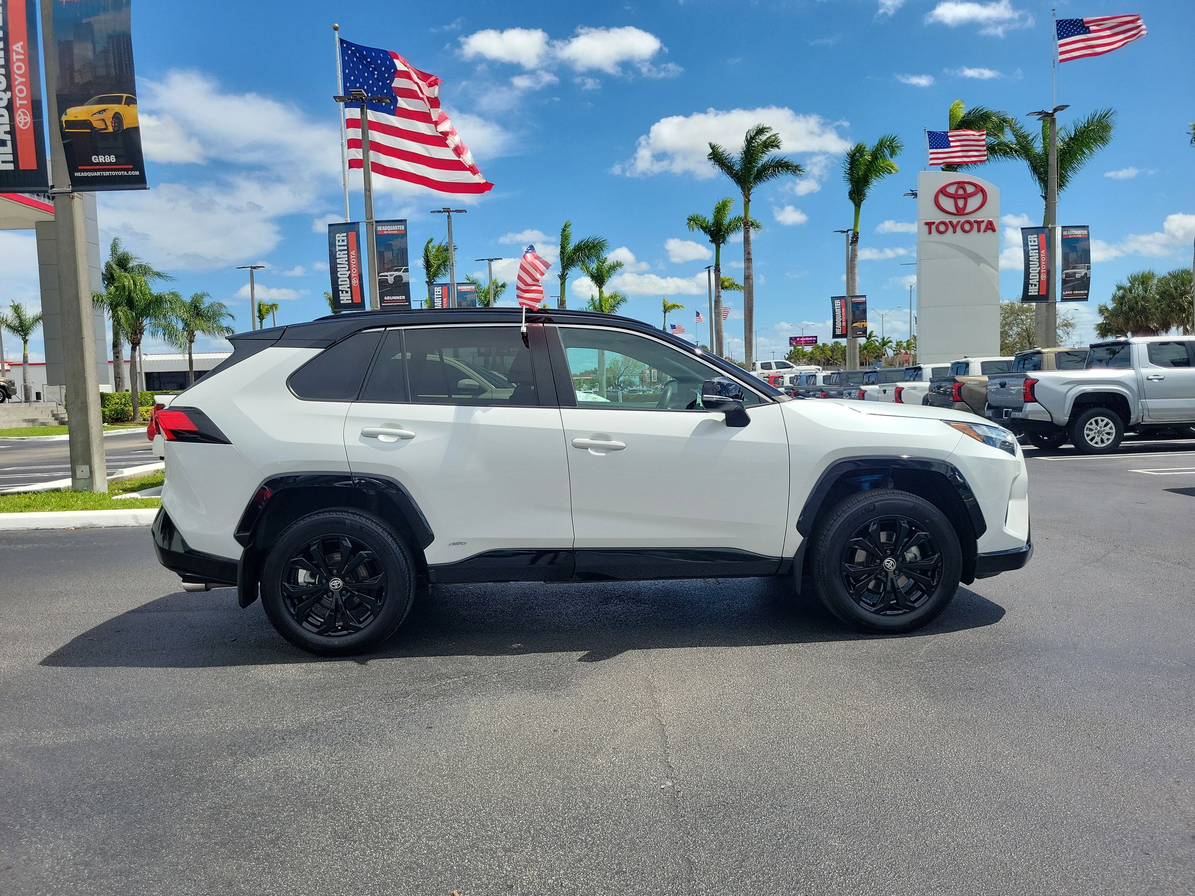 2024 Toyota RAV4 Hybrid XSE