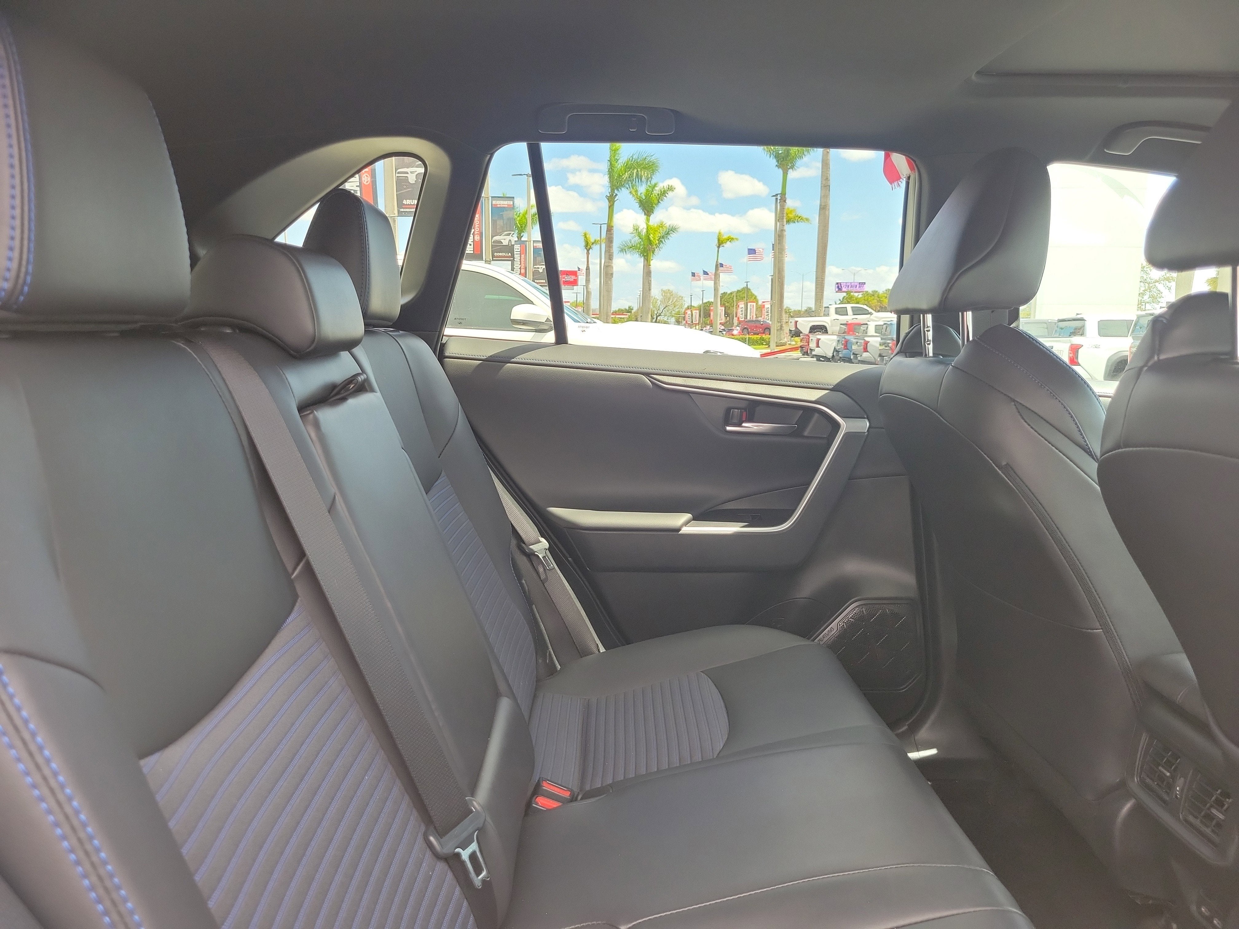 2024 Toyota RAV4 Hybrid XSE