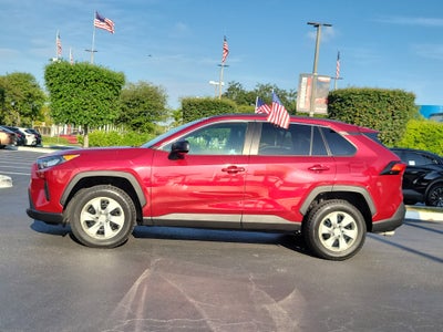 2020 Toyota RAV4 LE