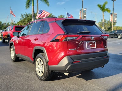 2020 Toyota RAV4 LE