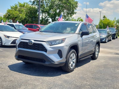 2022 Toyota RAV4 LE