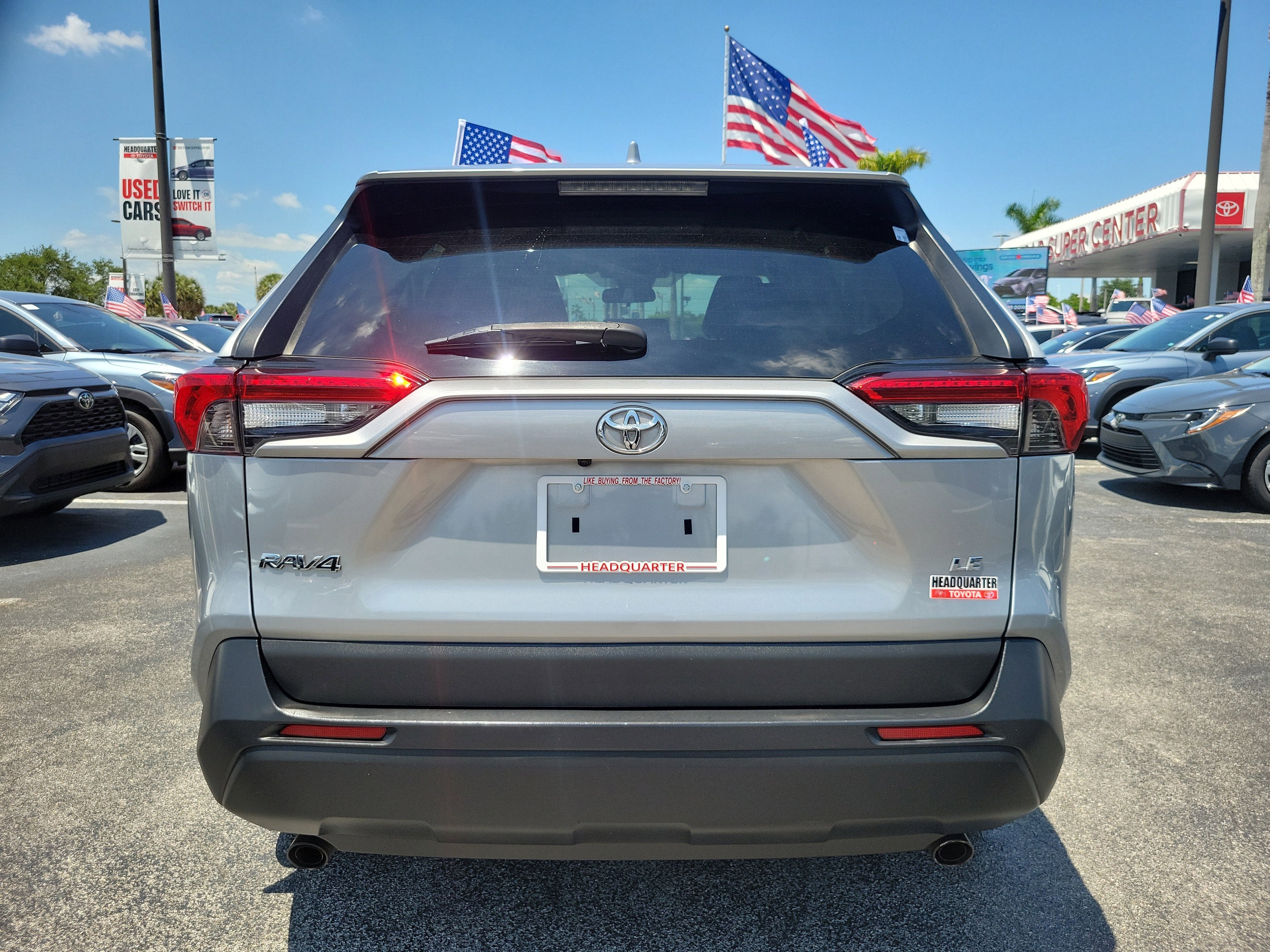 2022 Toyota RAV4 LE