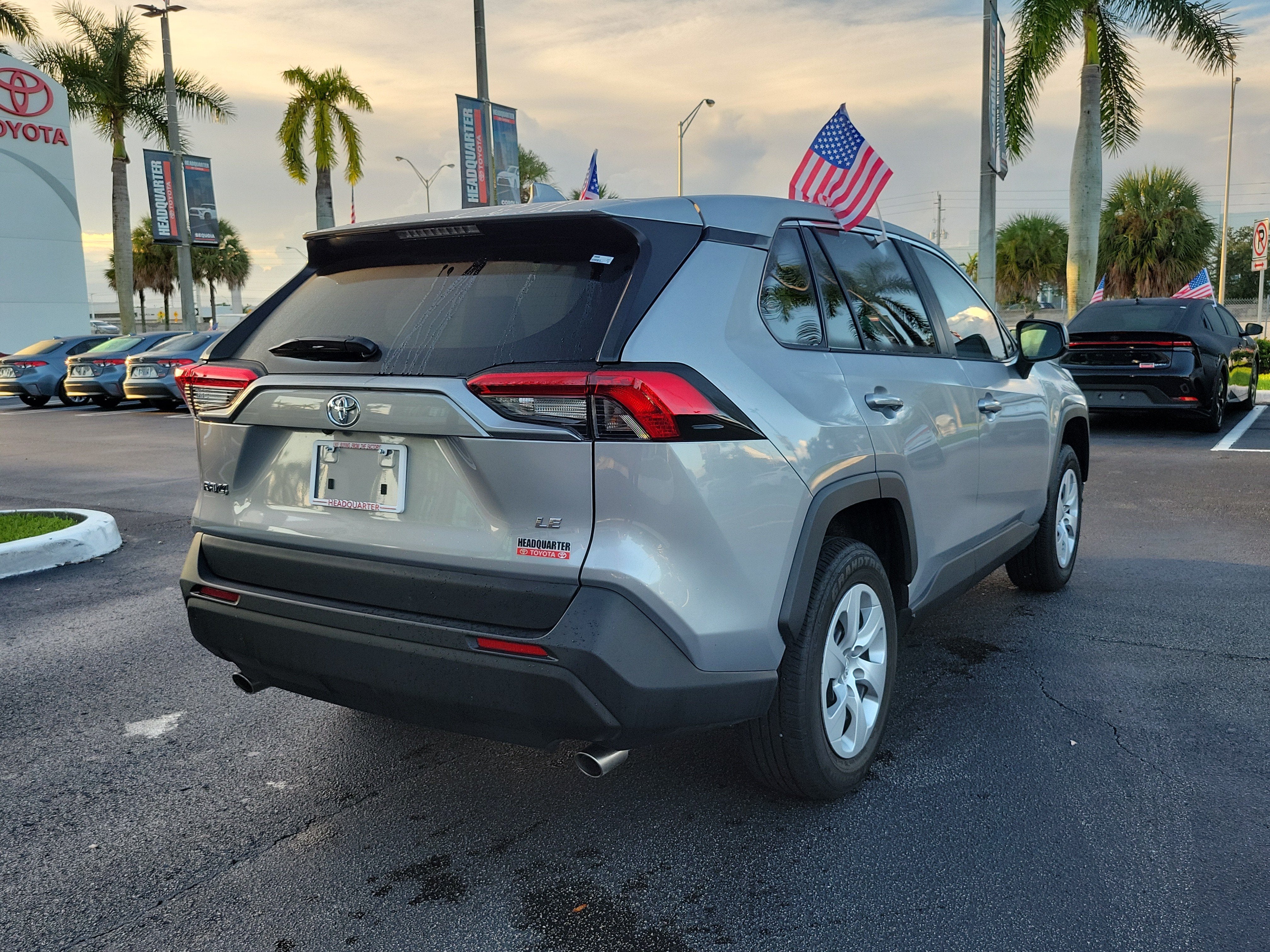 2025 Toyota RAV4 LE