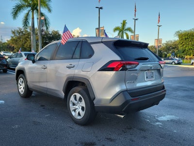 2025 Toyota RAV4 LE