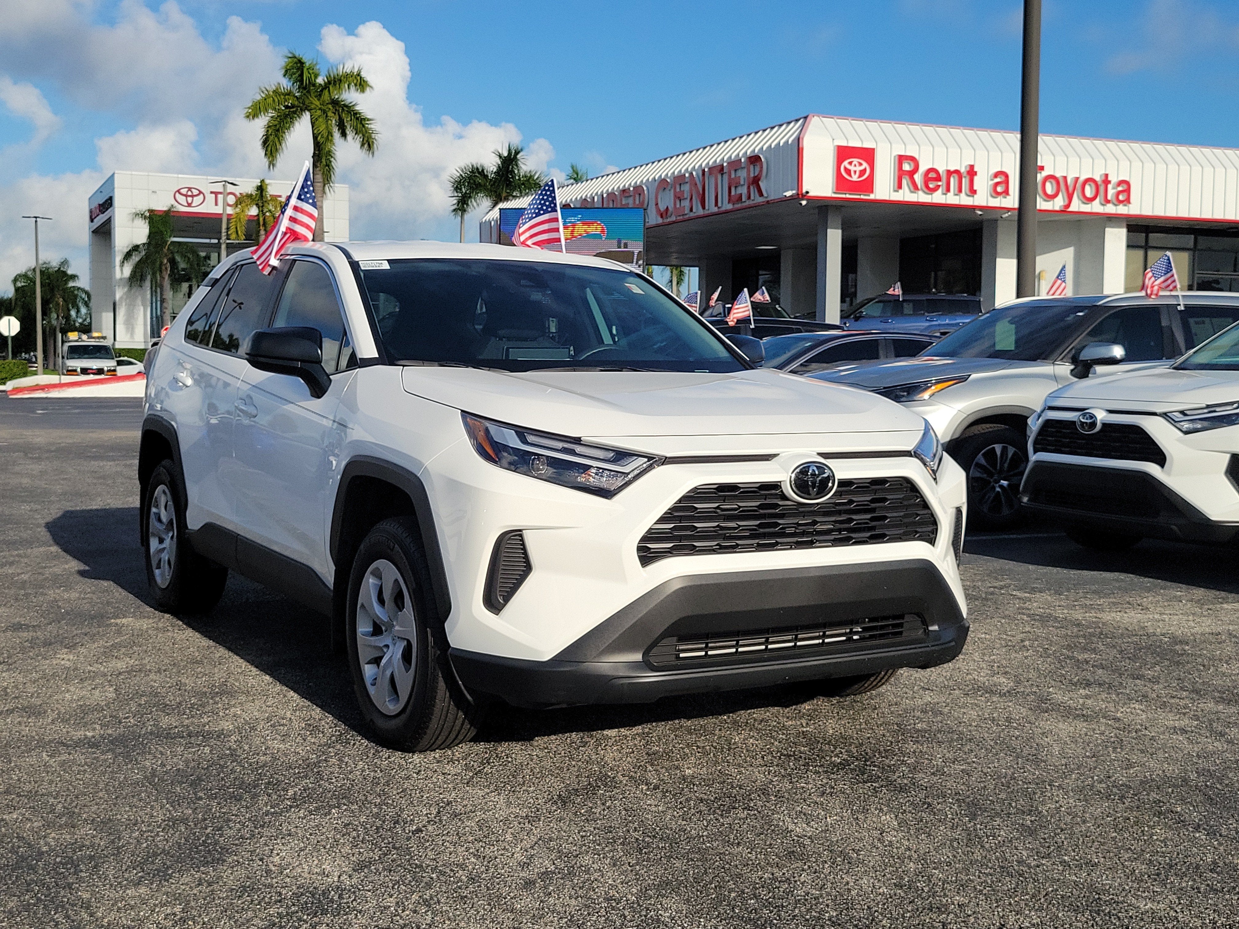 2025 Toyota RAV4 LE