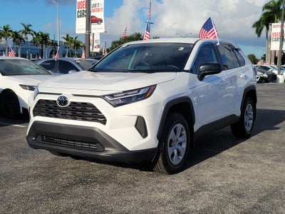 2025 Toyota RAV4 LE