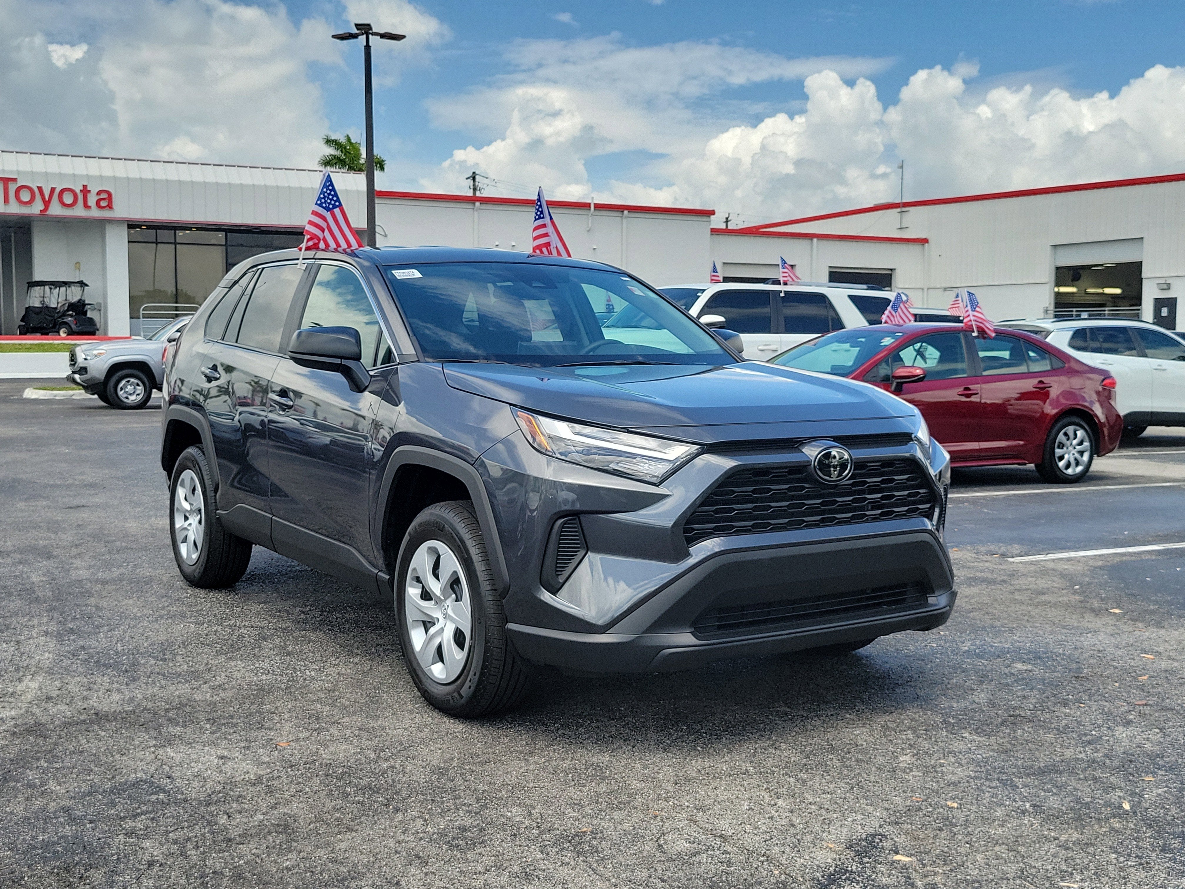 2025 Toyota RAV4 LE